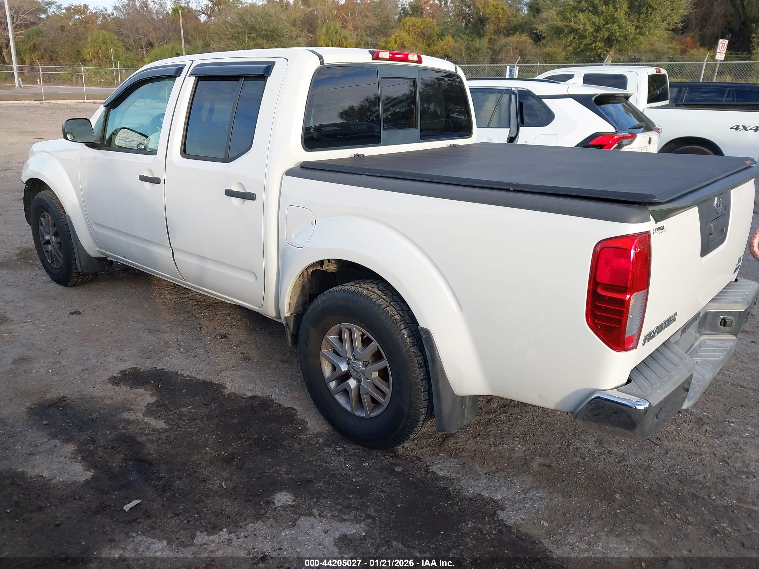 NISSAN FRONTIER image 3