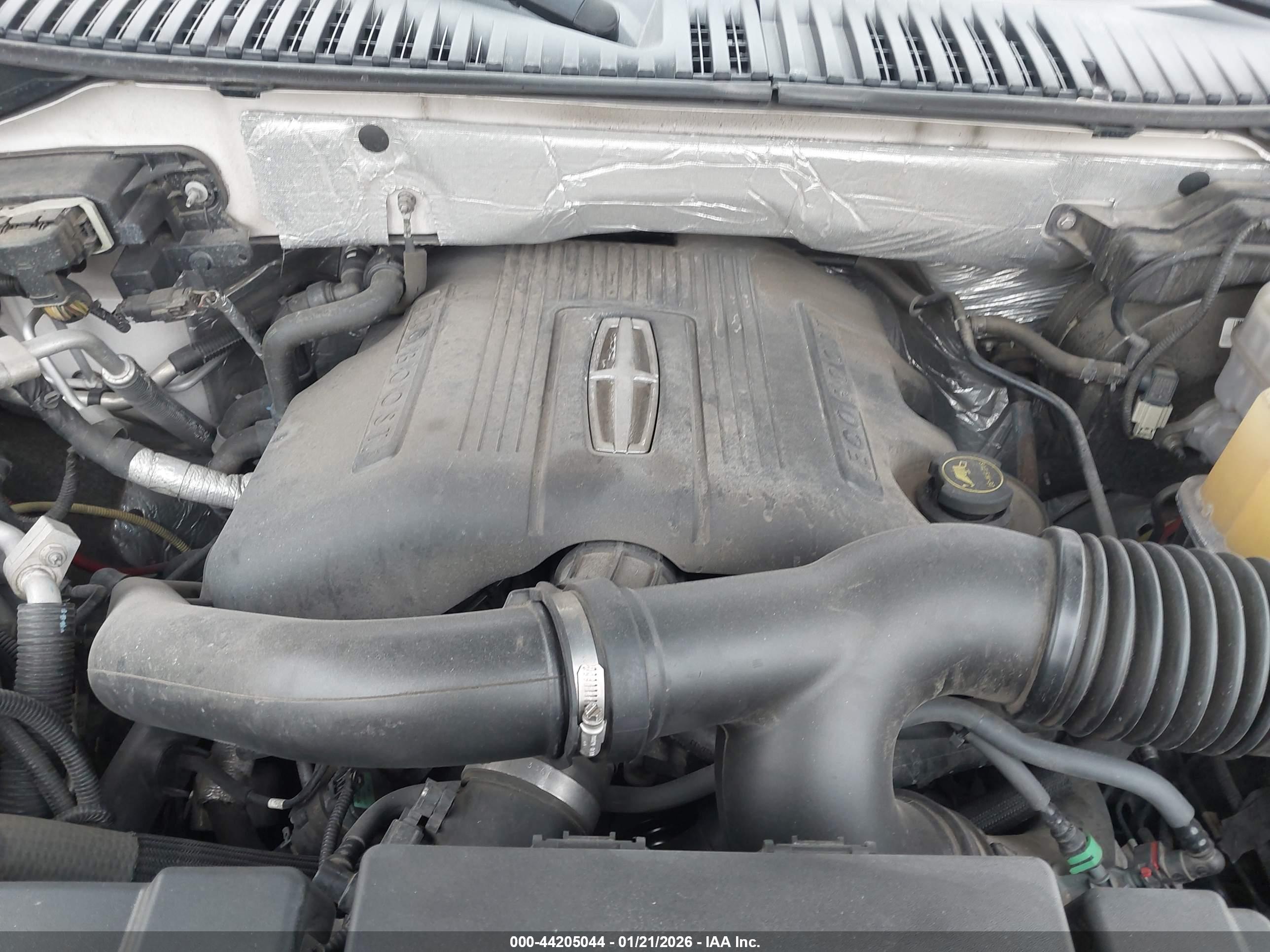 LINCOLN NAVIGATOR image 10