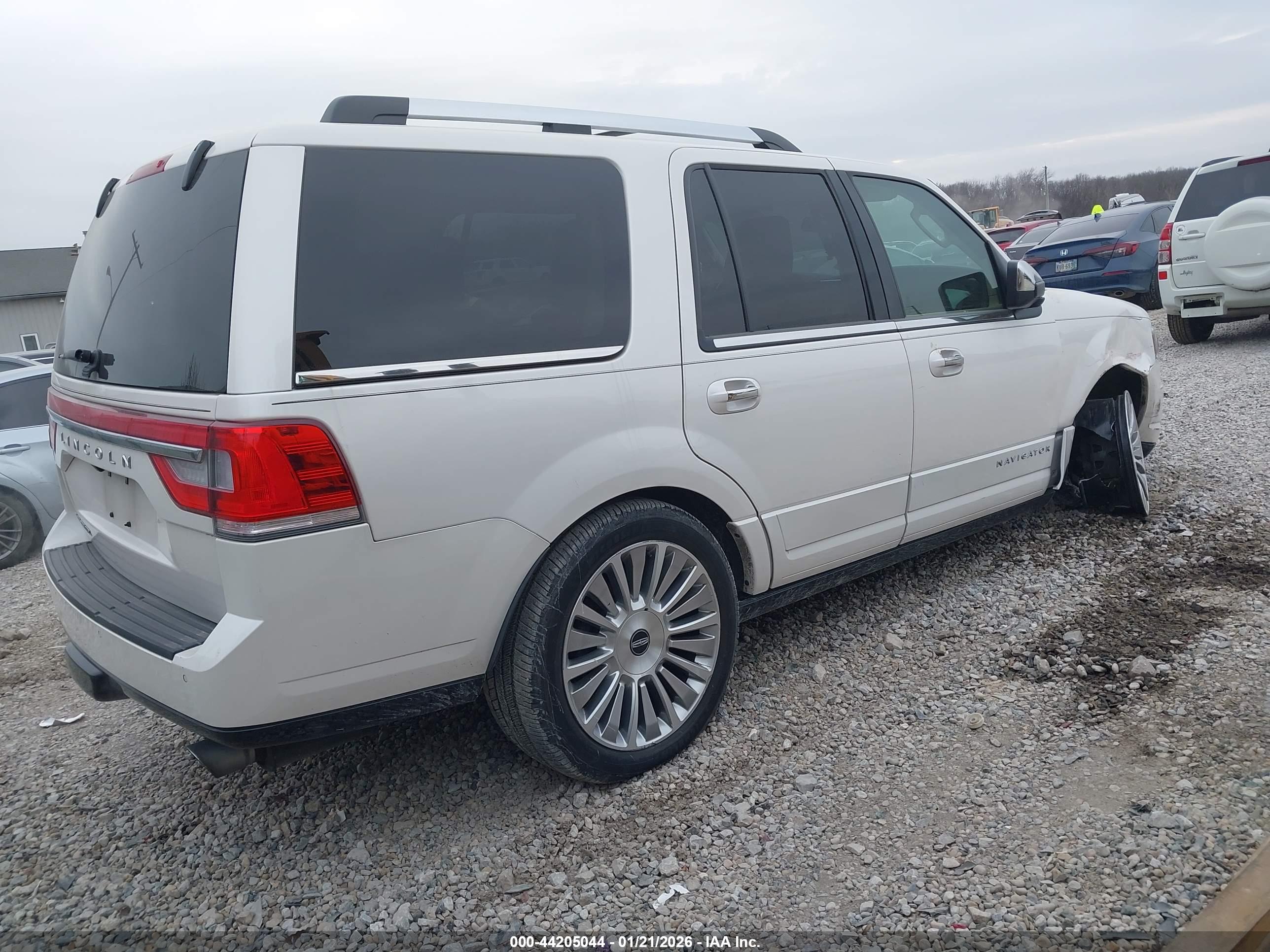 LINCOLN NAVIGATOR image 4