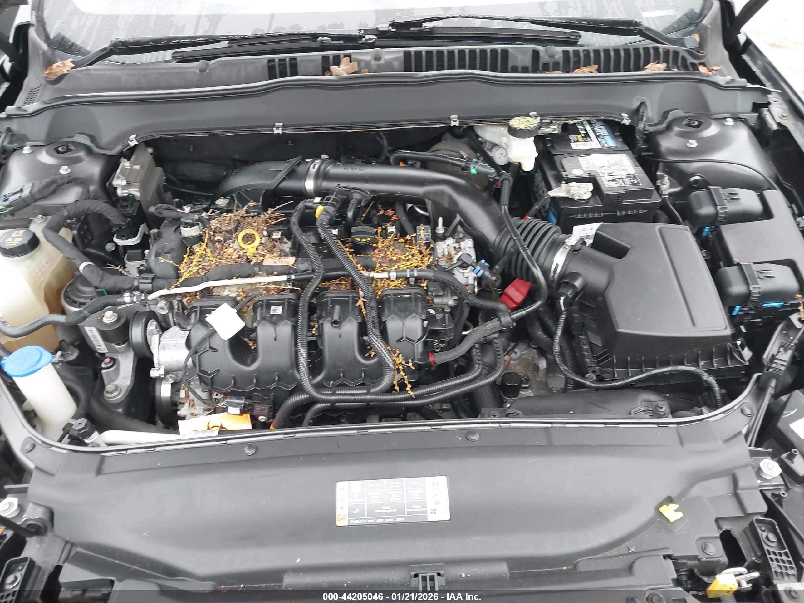 FORD FUSION image 10