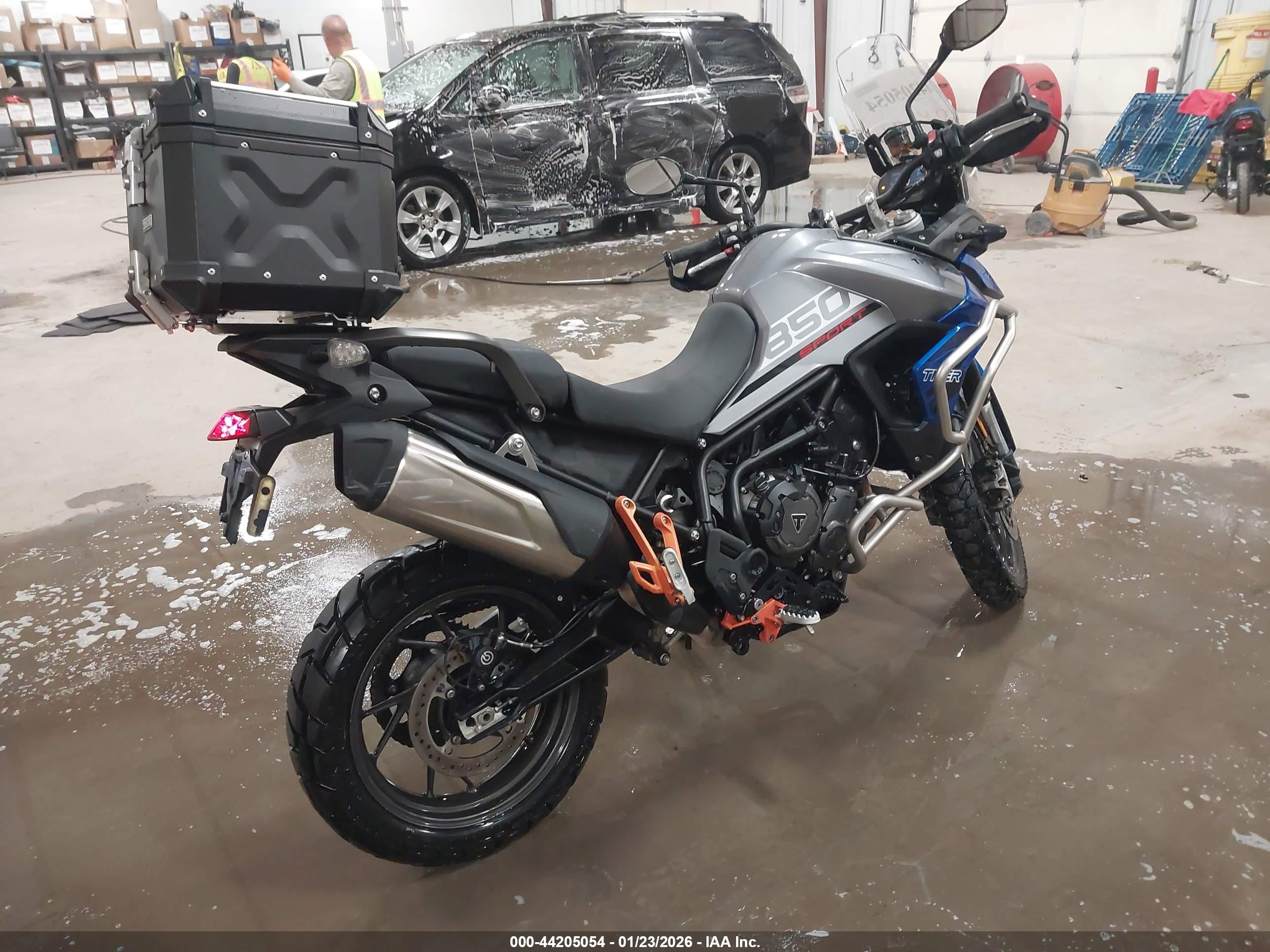 TRIUMPH MOTORCYCLE image 4
