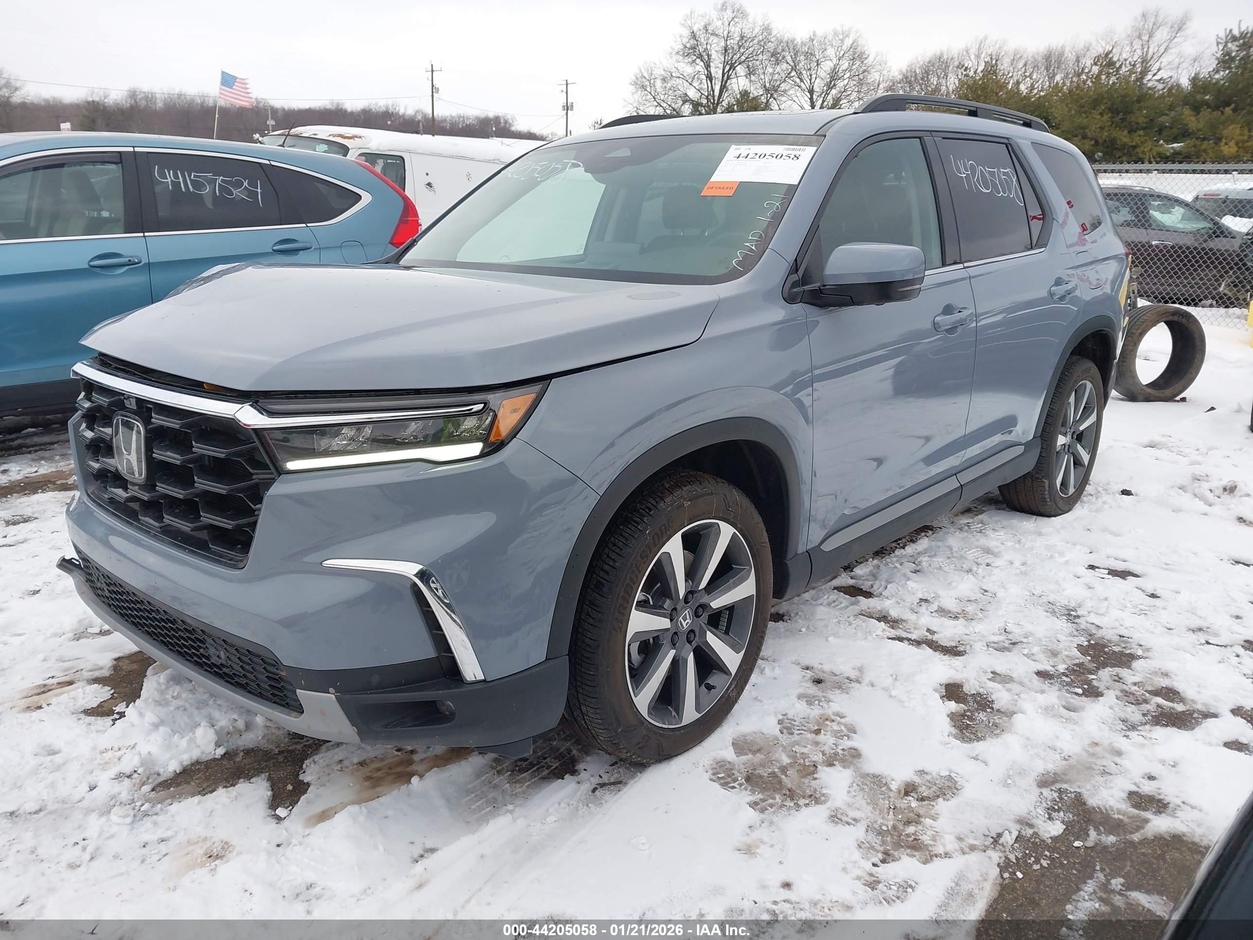 HONDA PILOT image 2