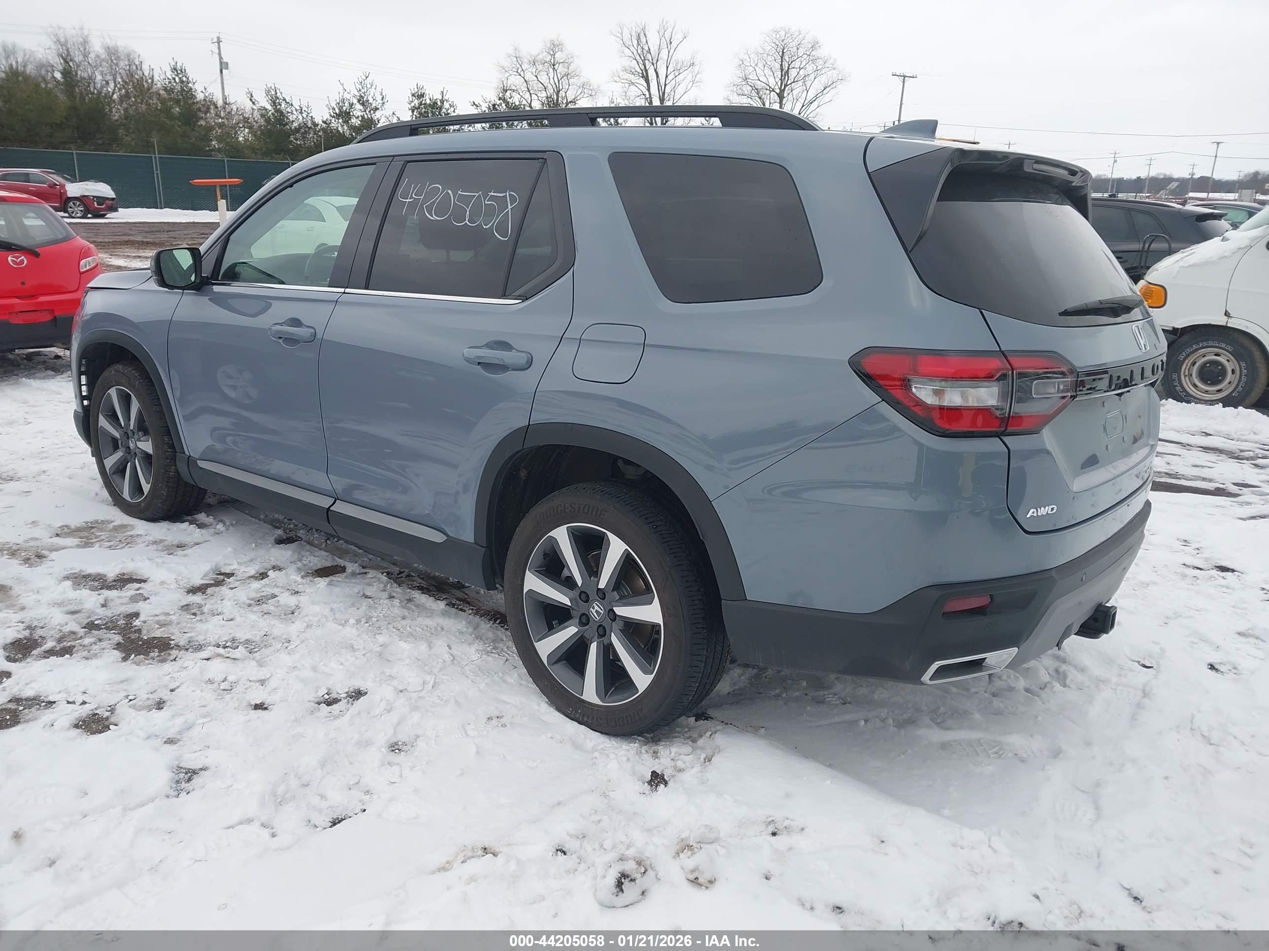 HONDA PILOT image 3