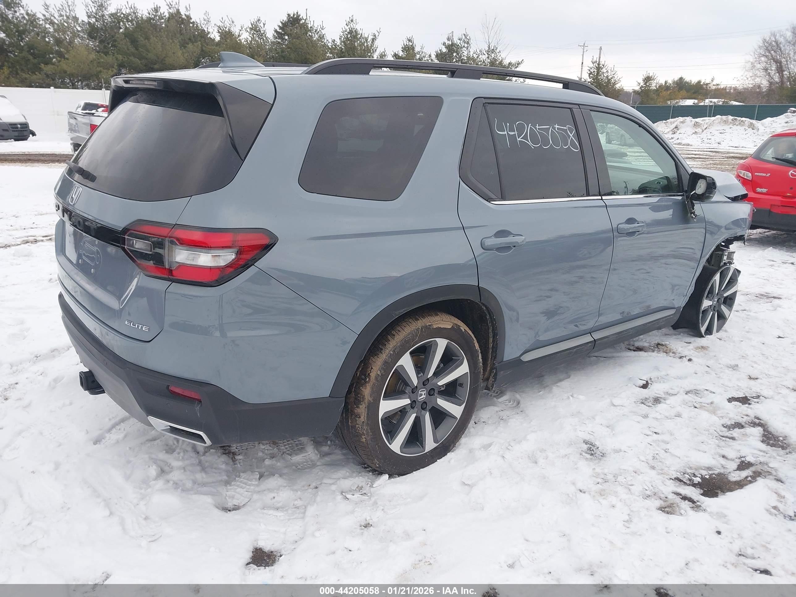 HONDA PILOT image 4