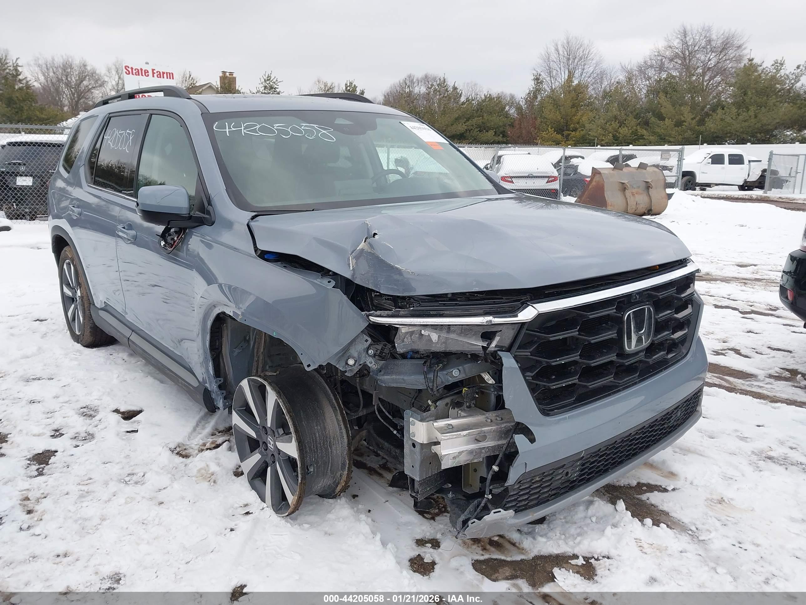 HONDA PILOT image 6