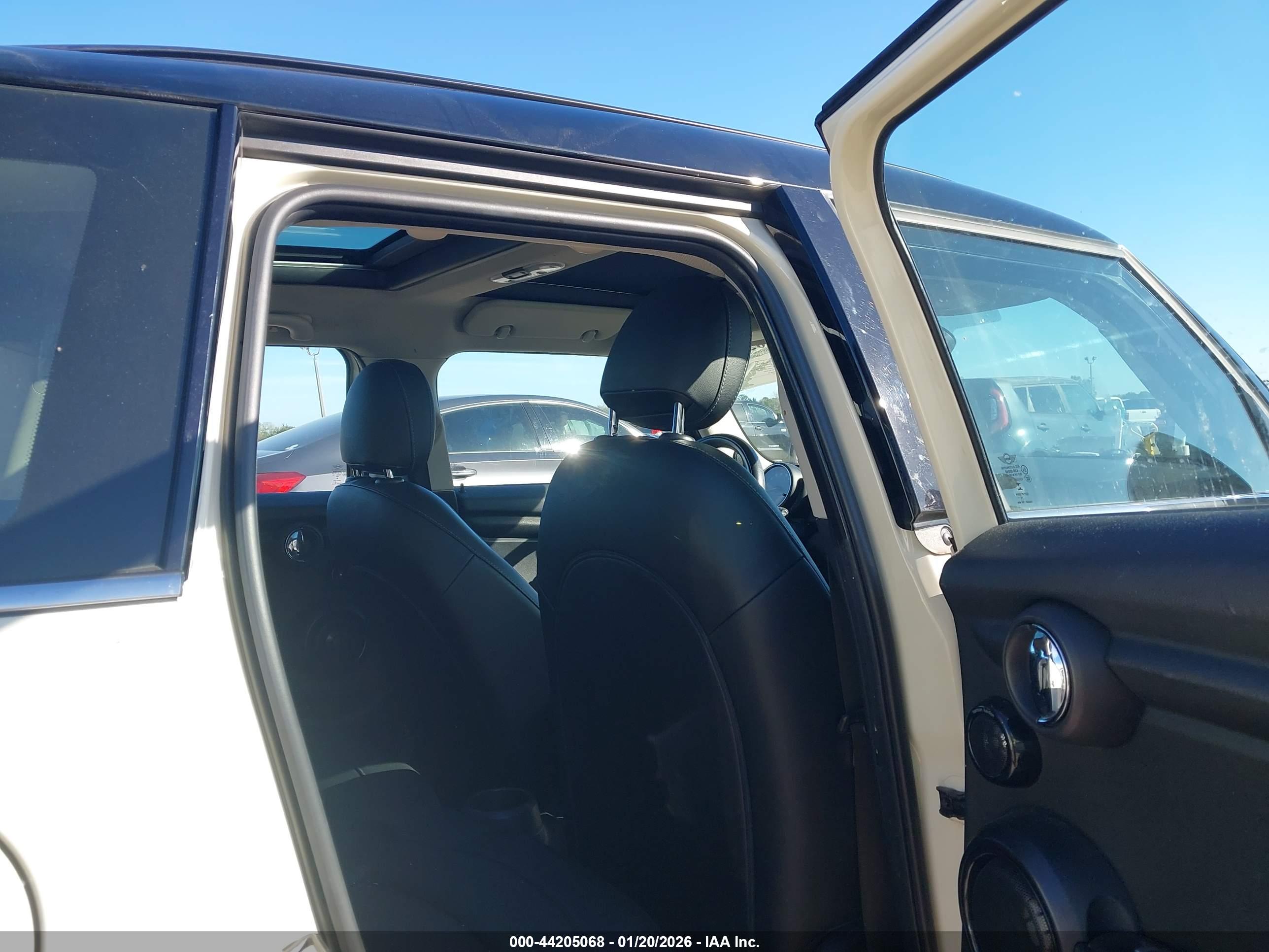 MINI HARDTOP image 8