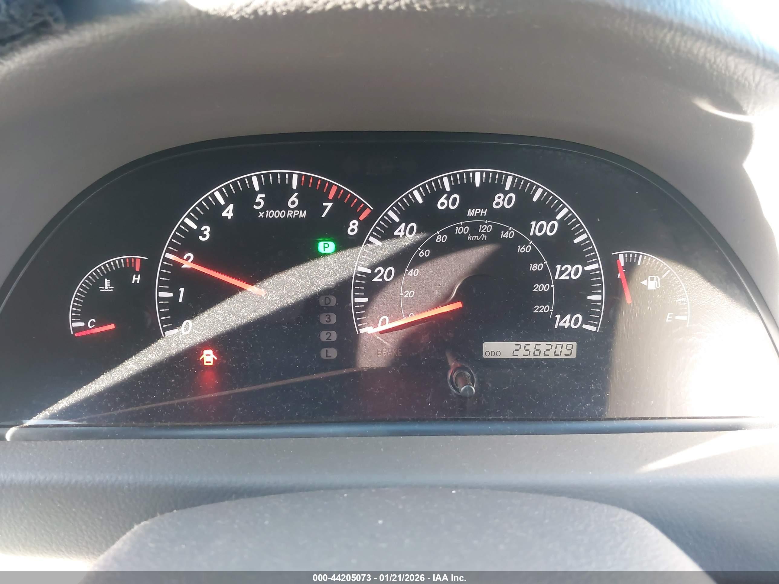 TOYOTA CAMRY image 7
