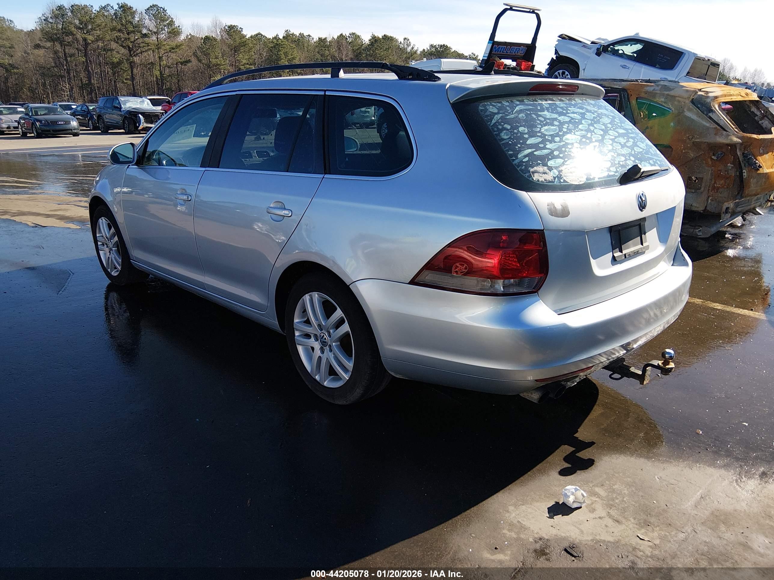 VOLKSWAGEN JETTA image 3