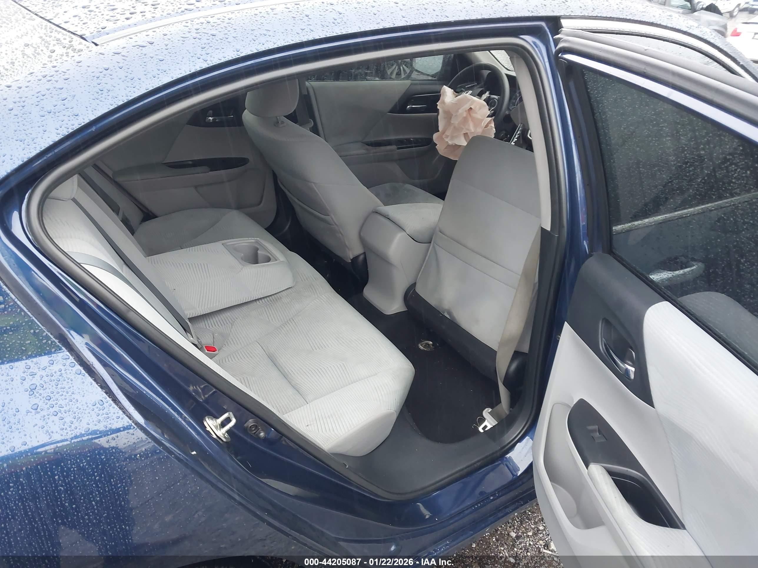 HONDA ACCORD image 8
