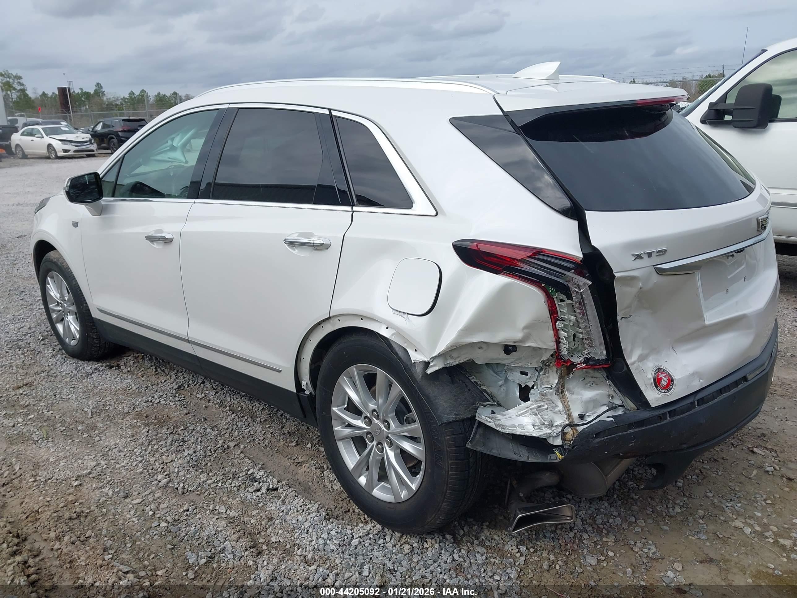 CADILLAC XT5 image 3