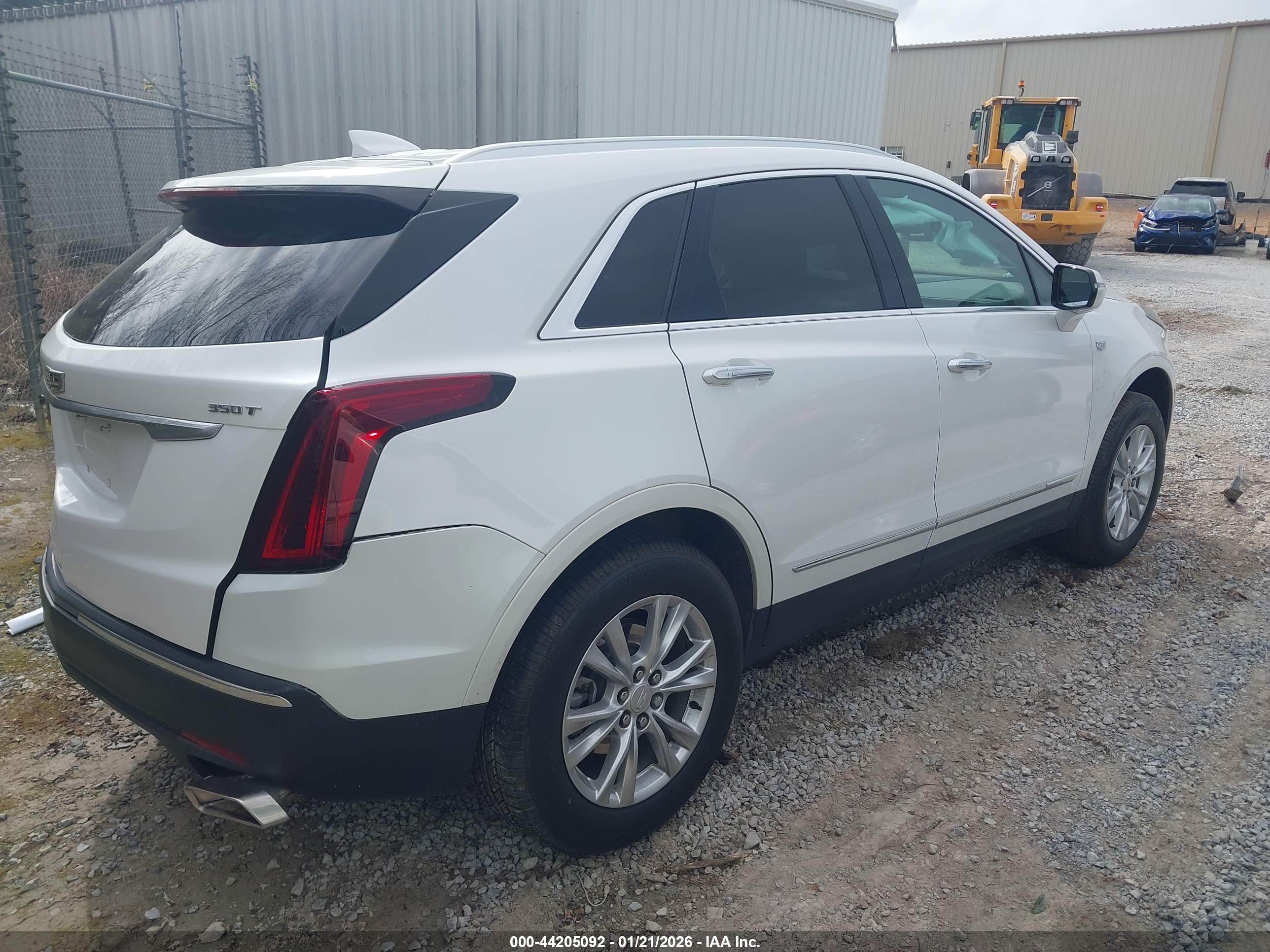 CADILLAC XT5 image 4