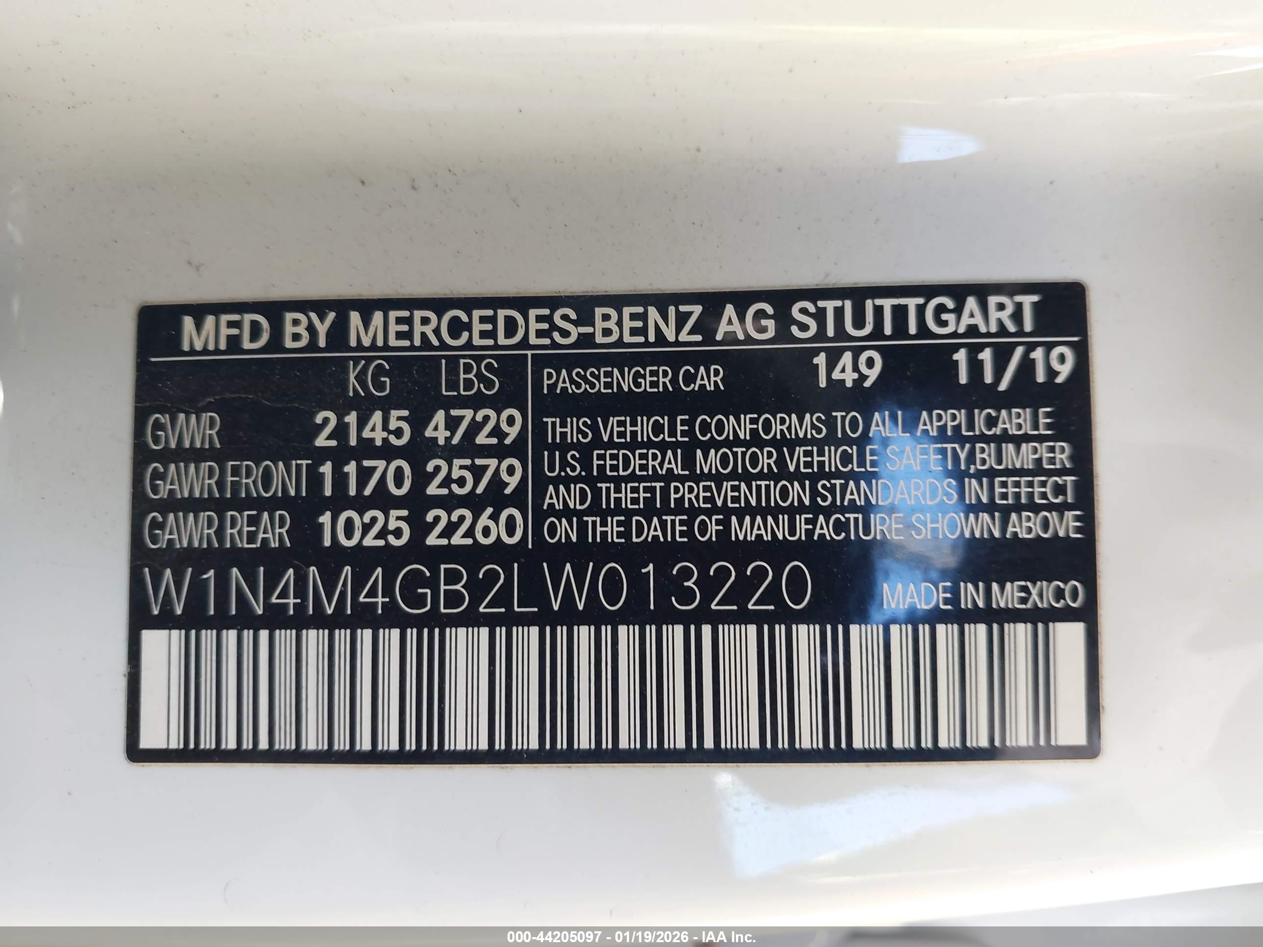 MERCEDES-BENZ GLB image 9