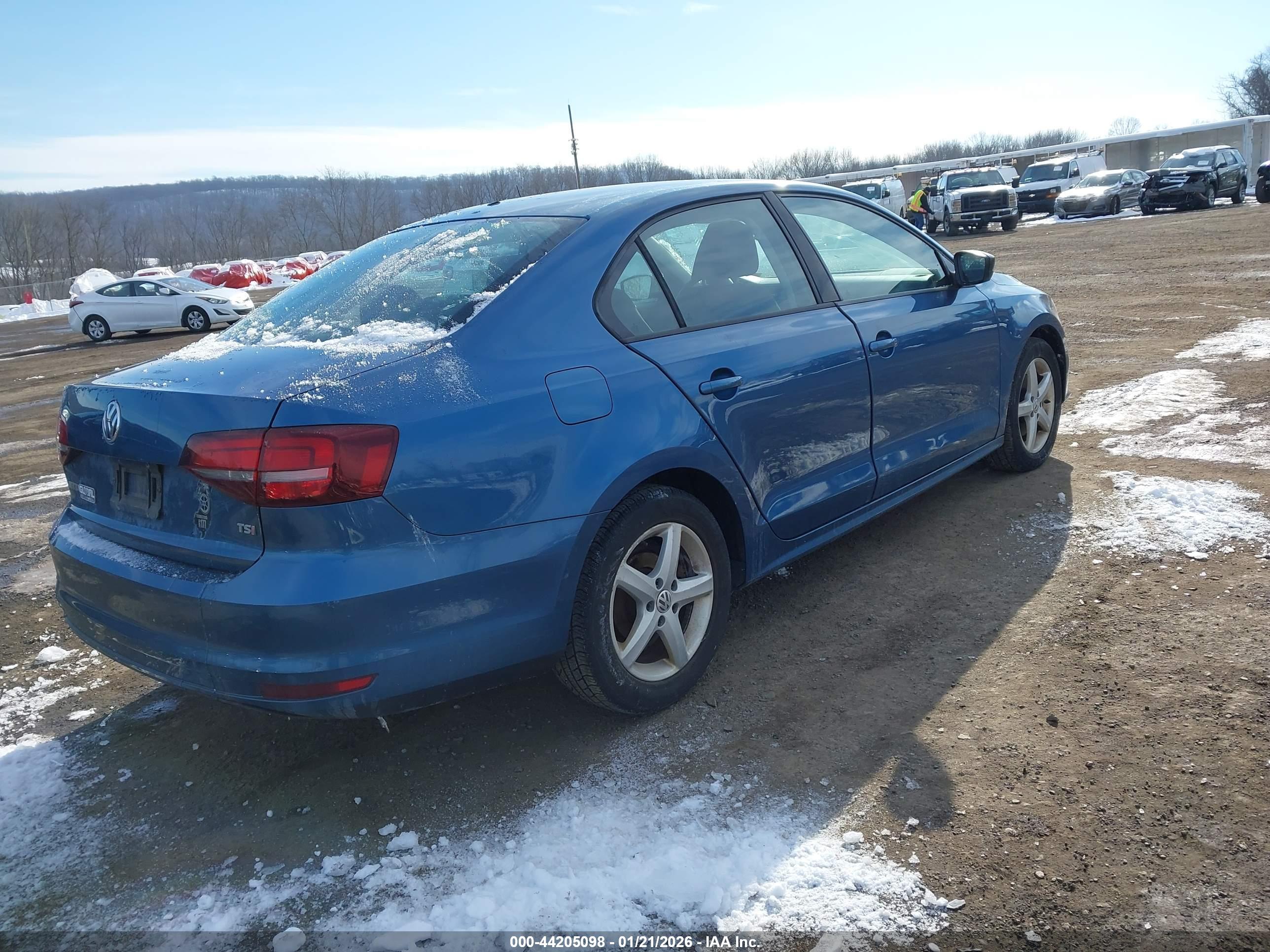 VOLKSWAGEN JETTA image 4