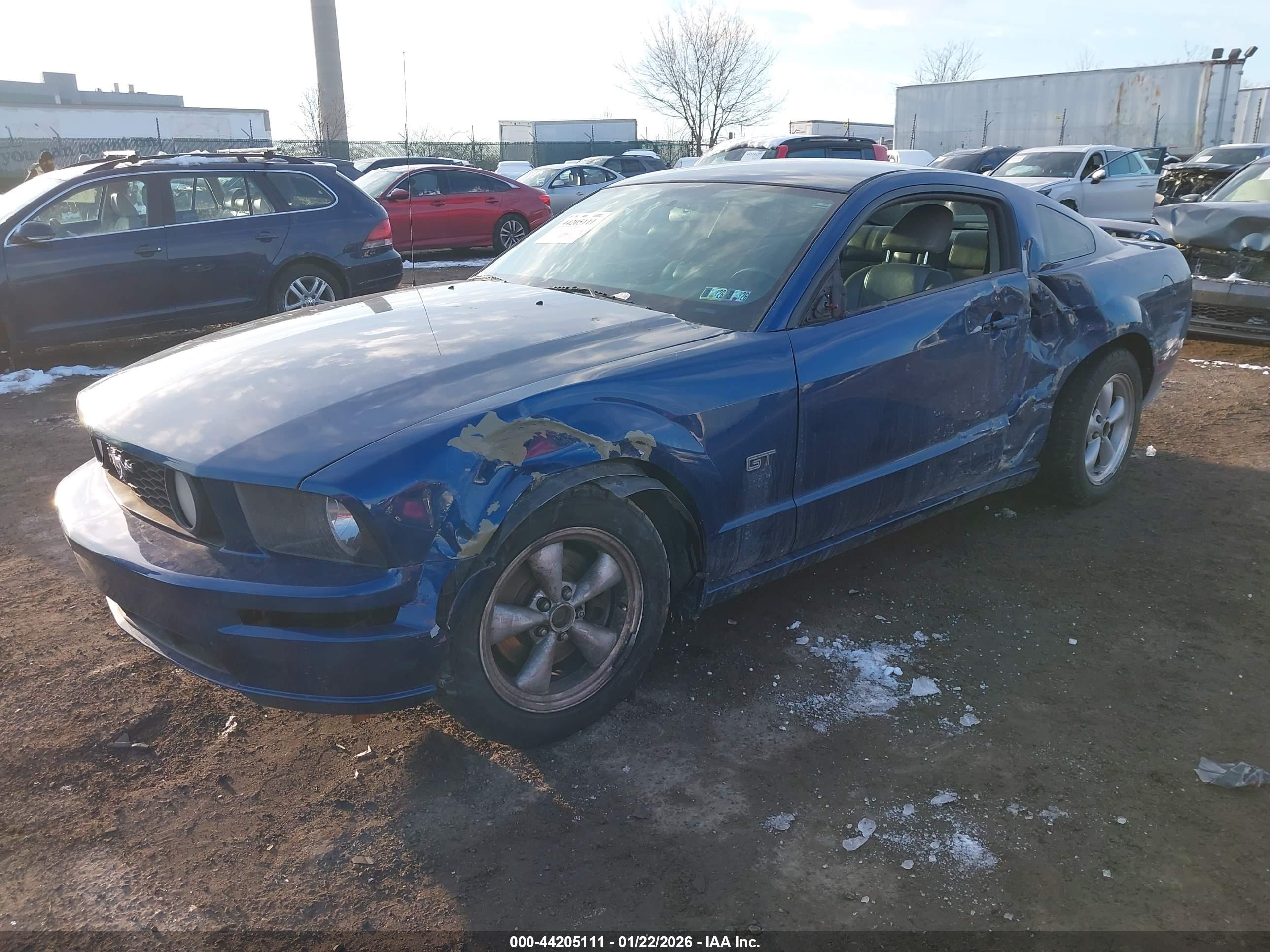 FORD MUSTANG image 2