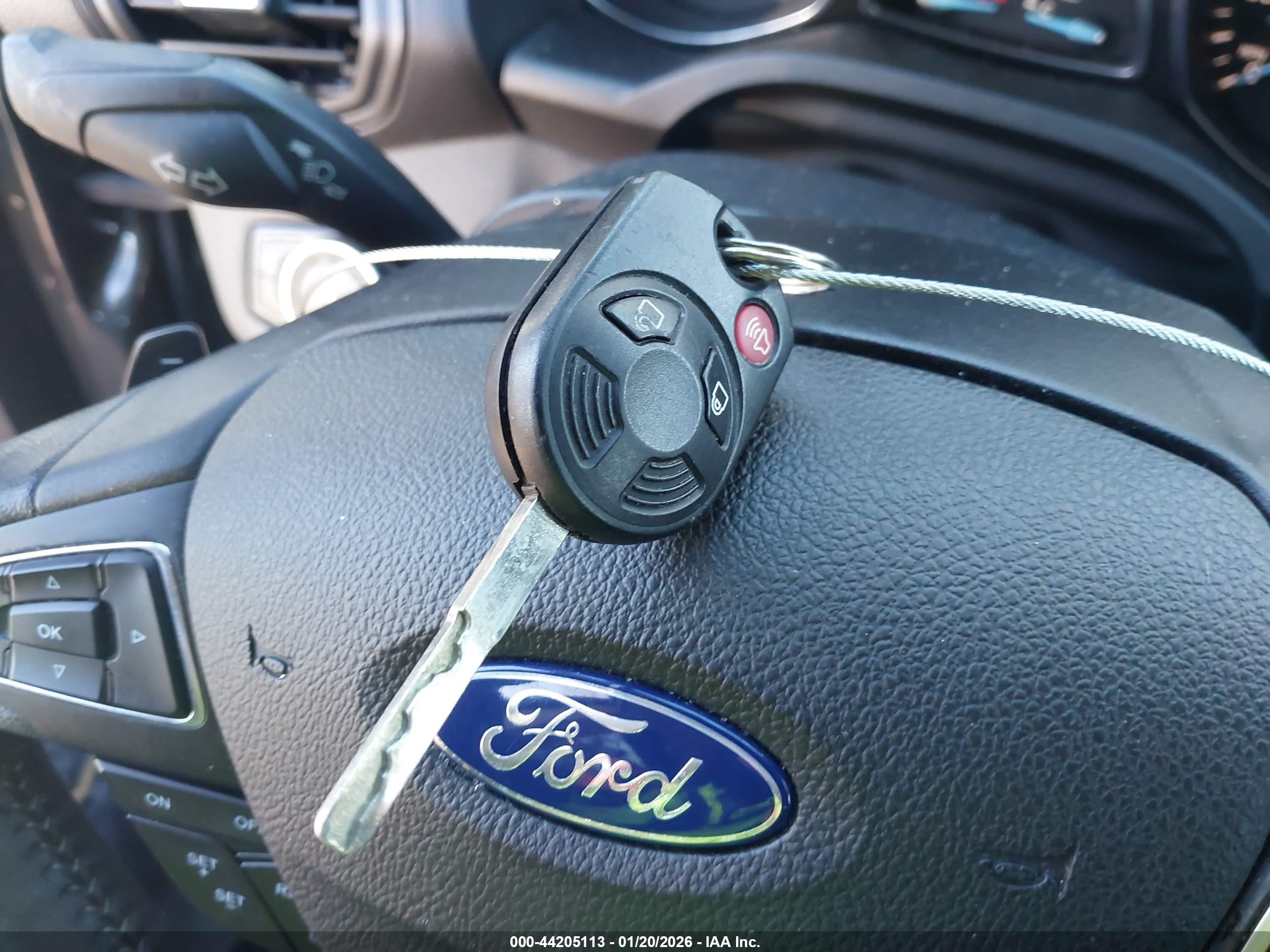 FORD ESCAPE image 11