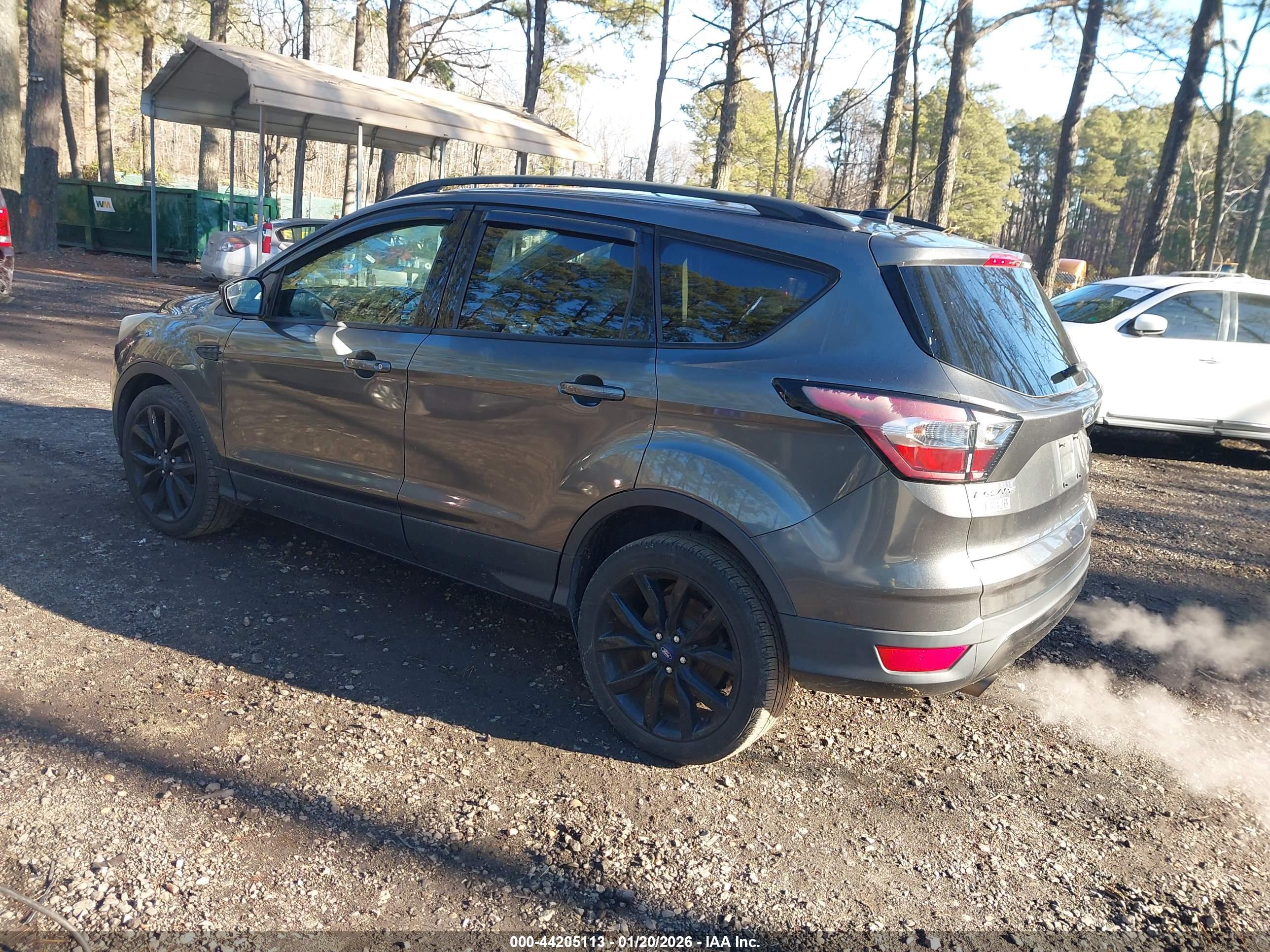 FORD ESCAPE image 3