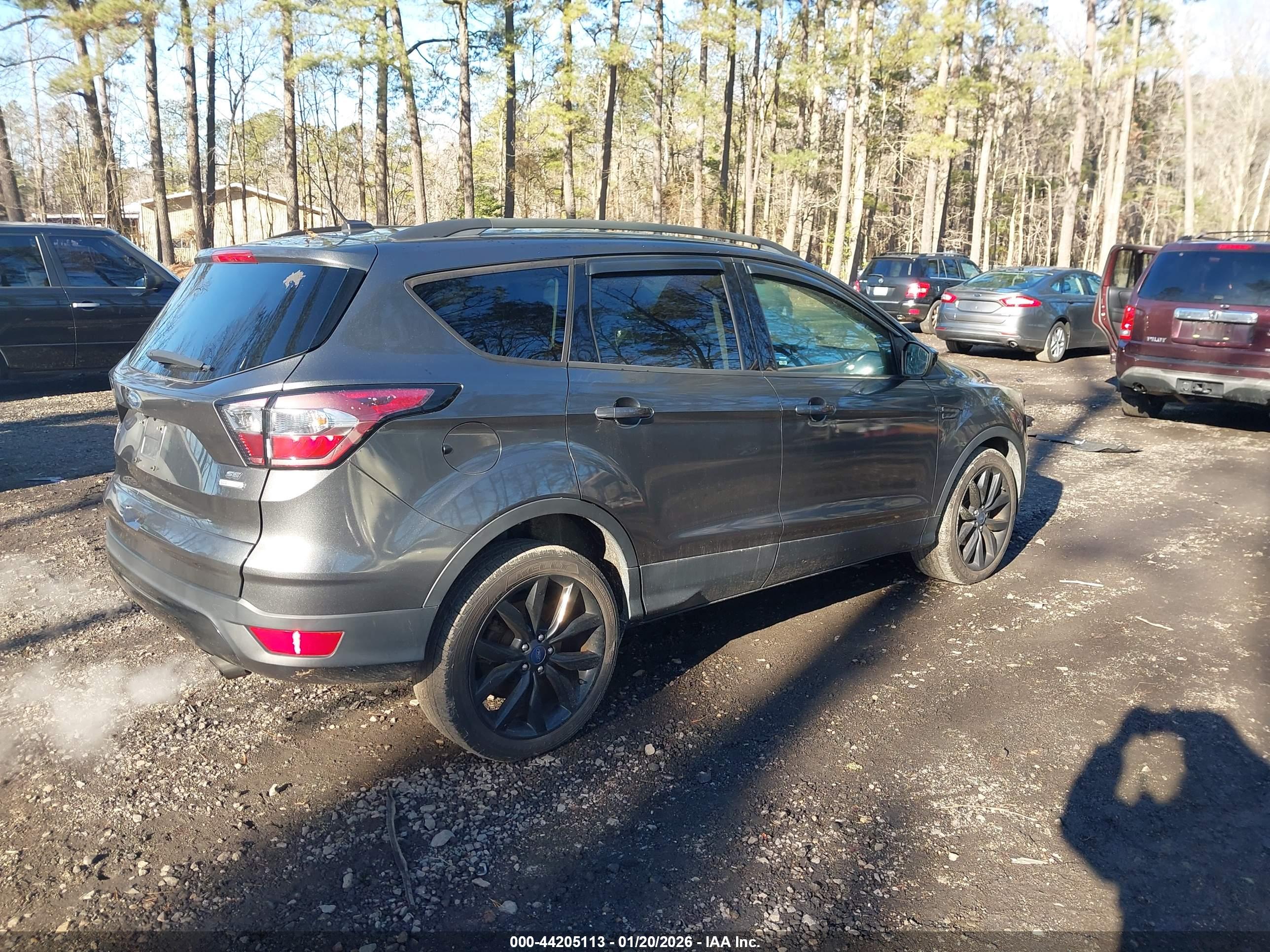 FORD ESCAPE image 4