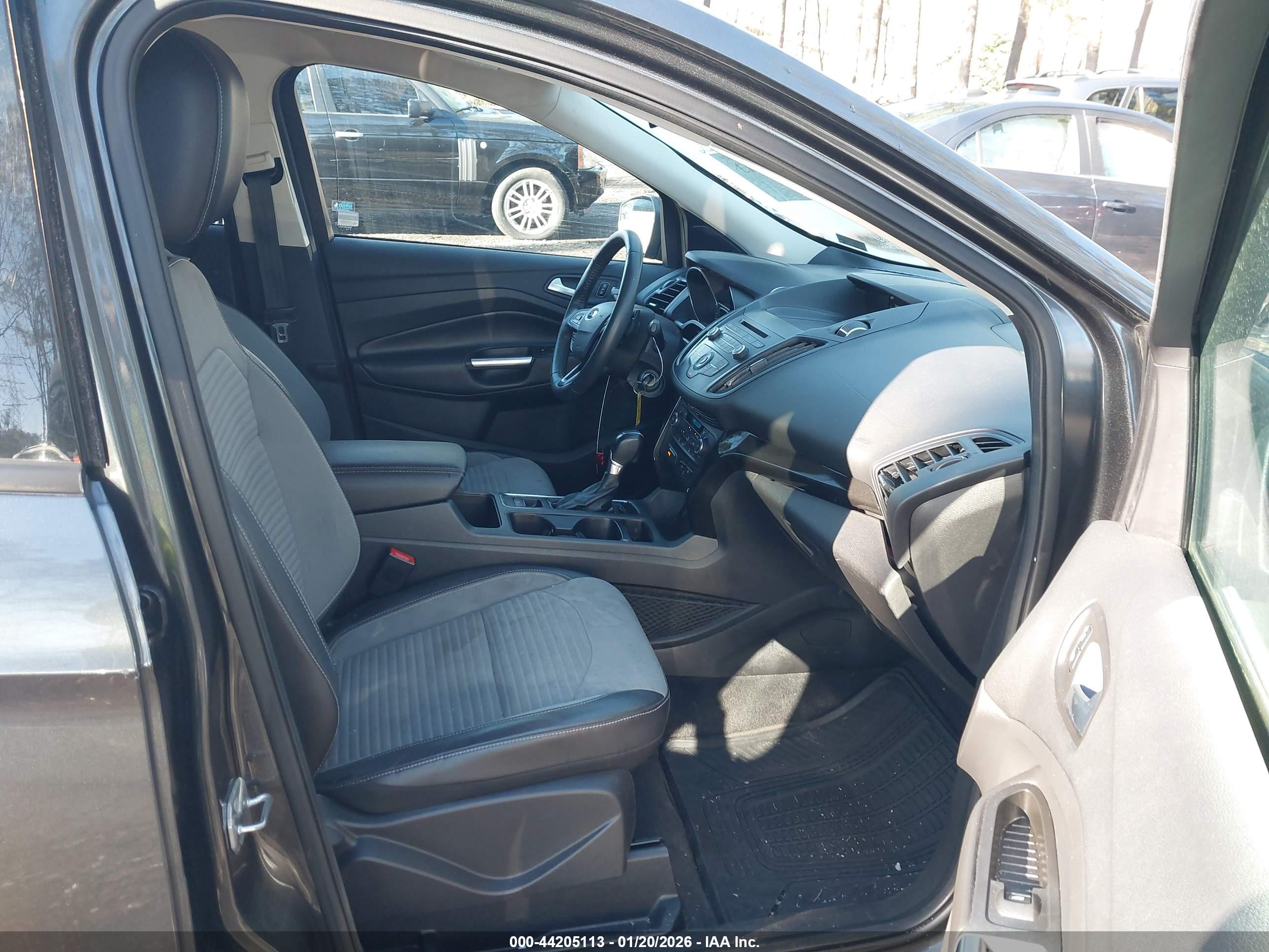 FORD ESCAPE image 5