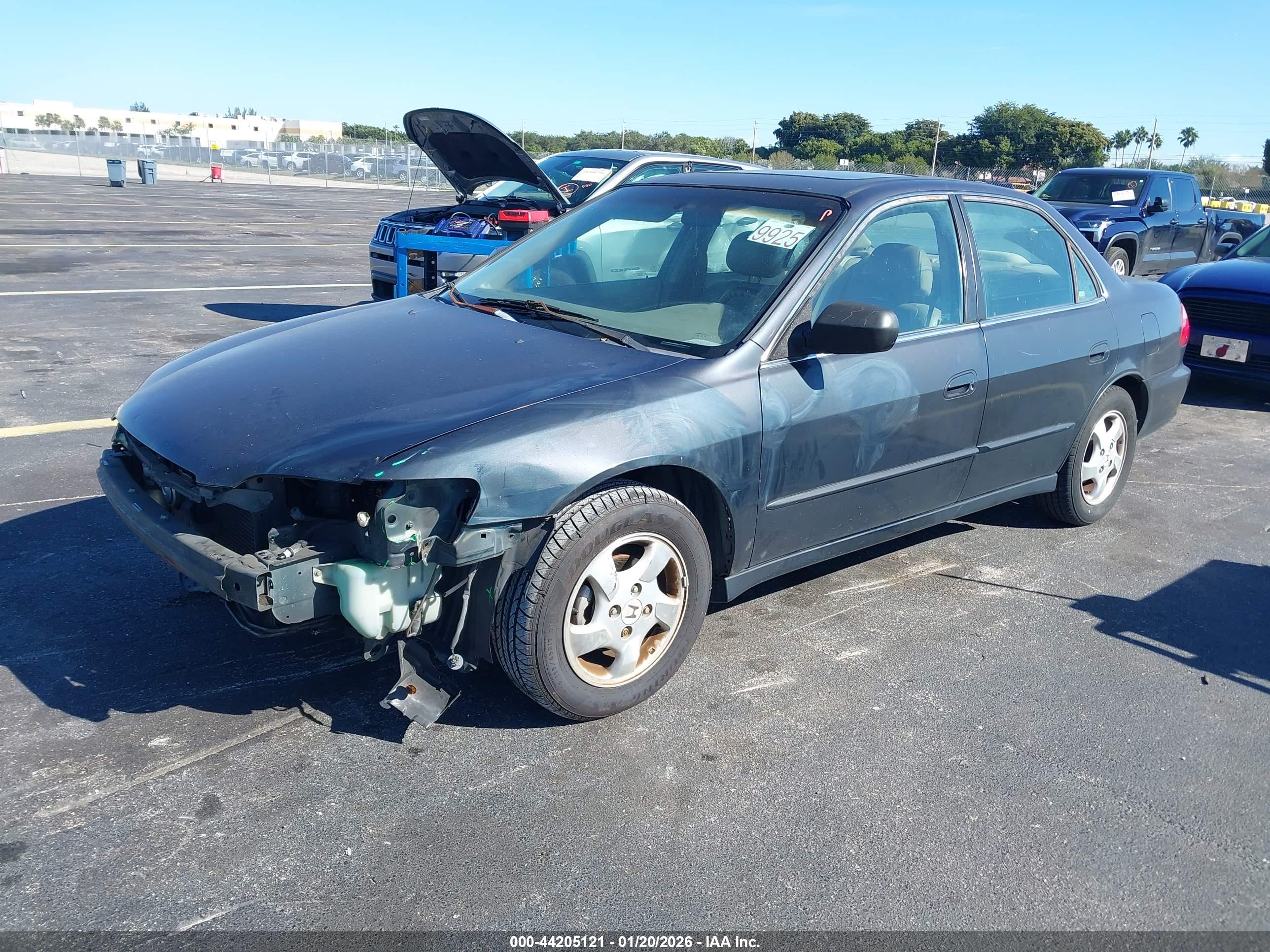 HONDA ACCORD image 2