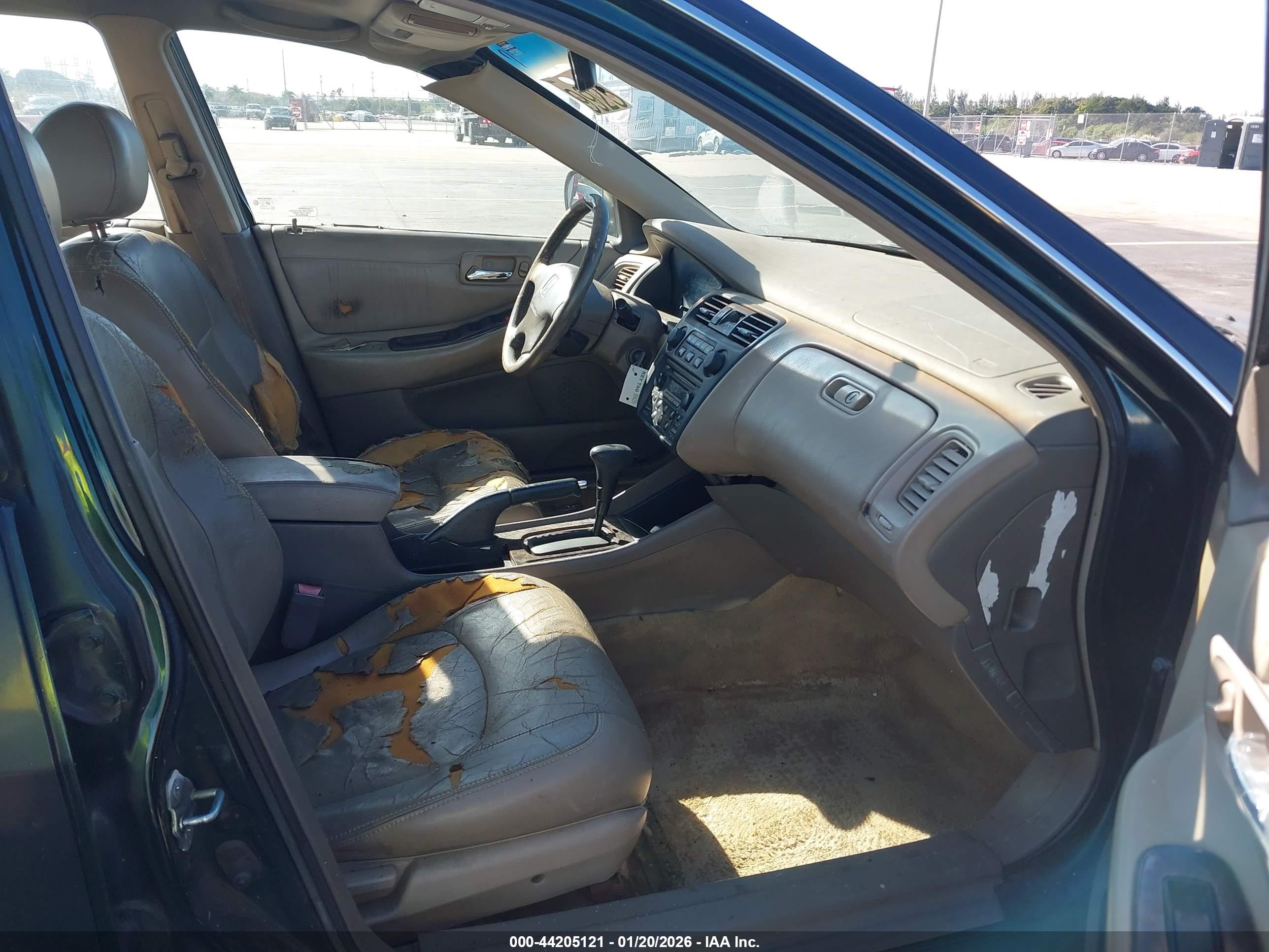 HONDA ACCORD image 5