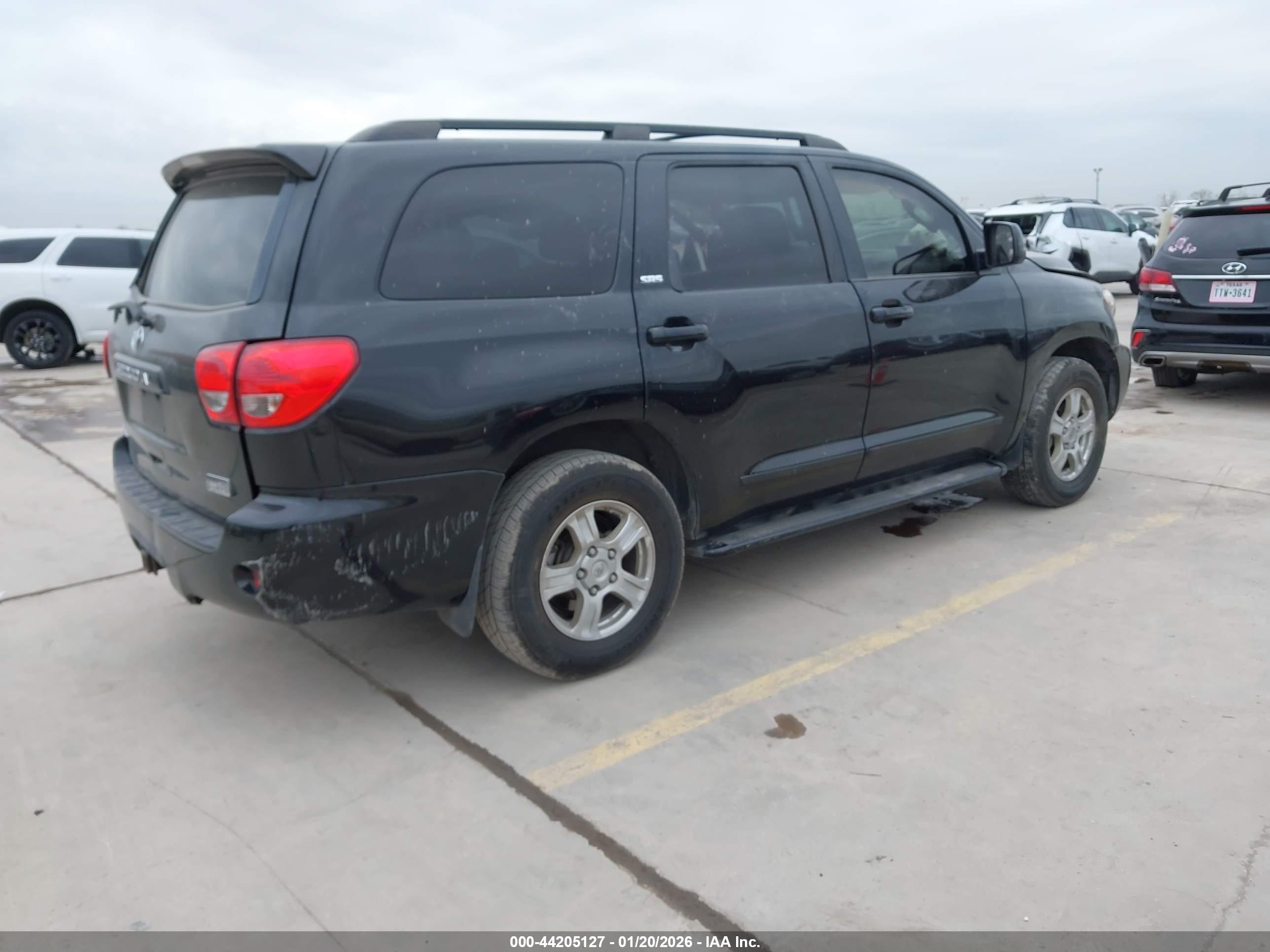 TOYOTA SEQUOIA image 4