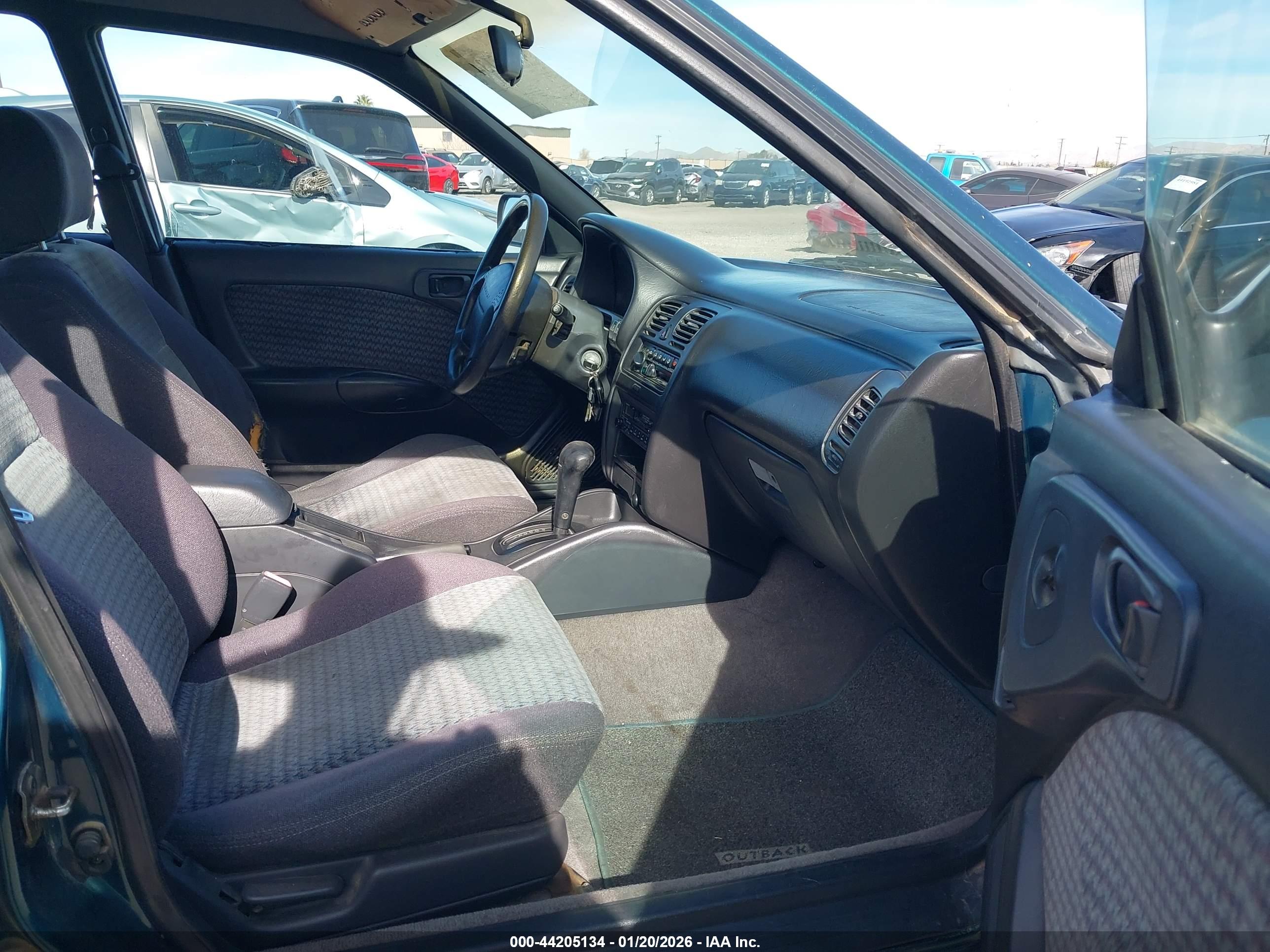 SUBARU LEGACY image 5