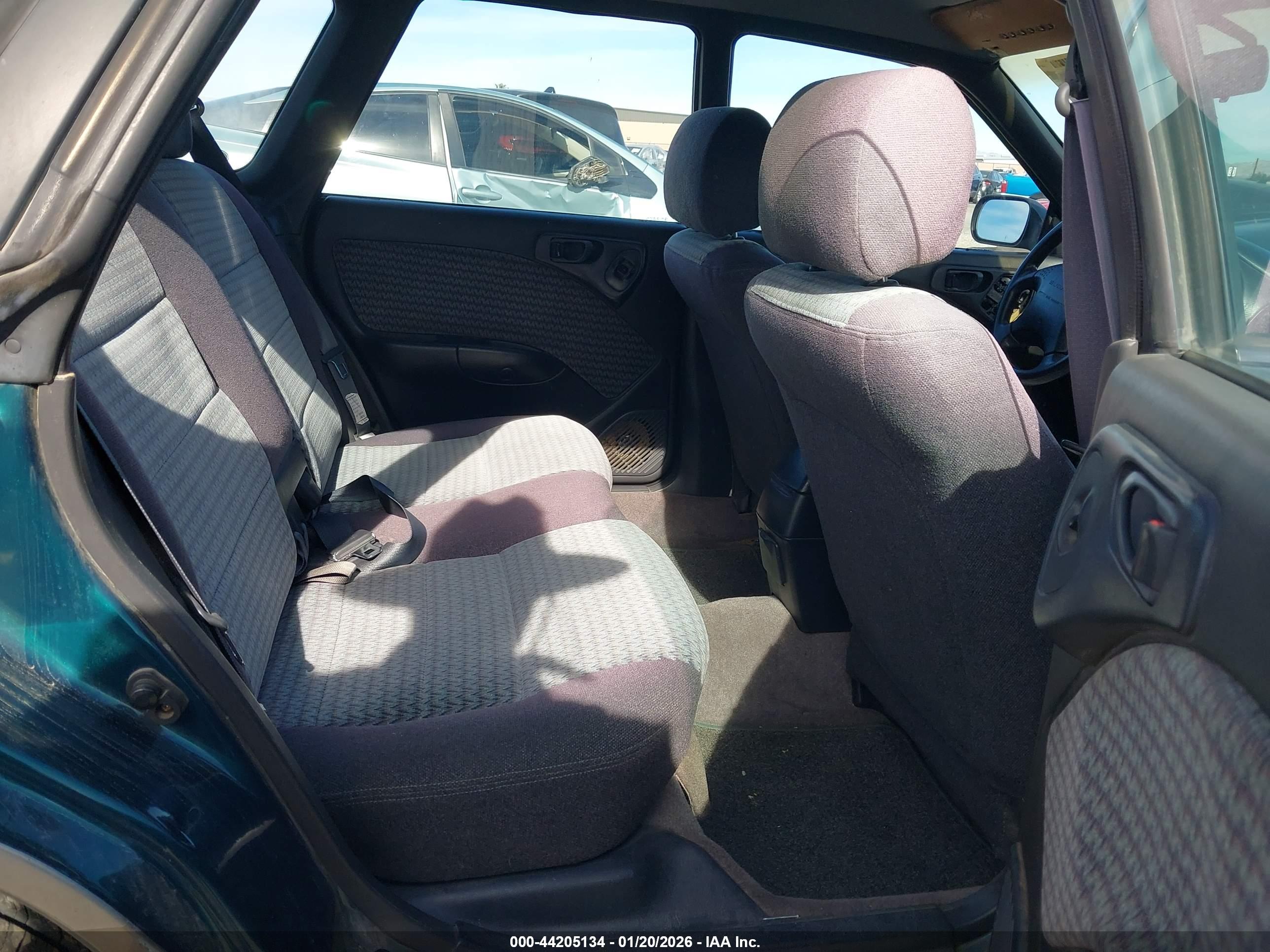 SUBARU LEGACY image 8