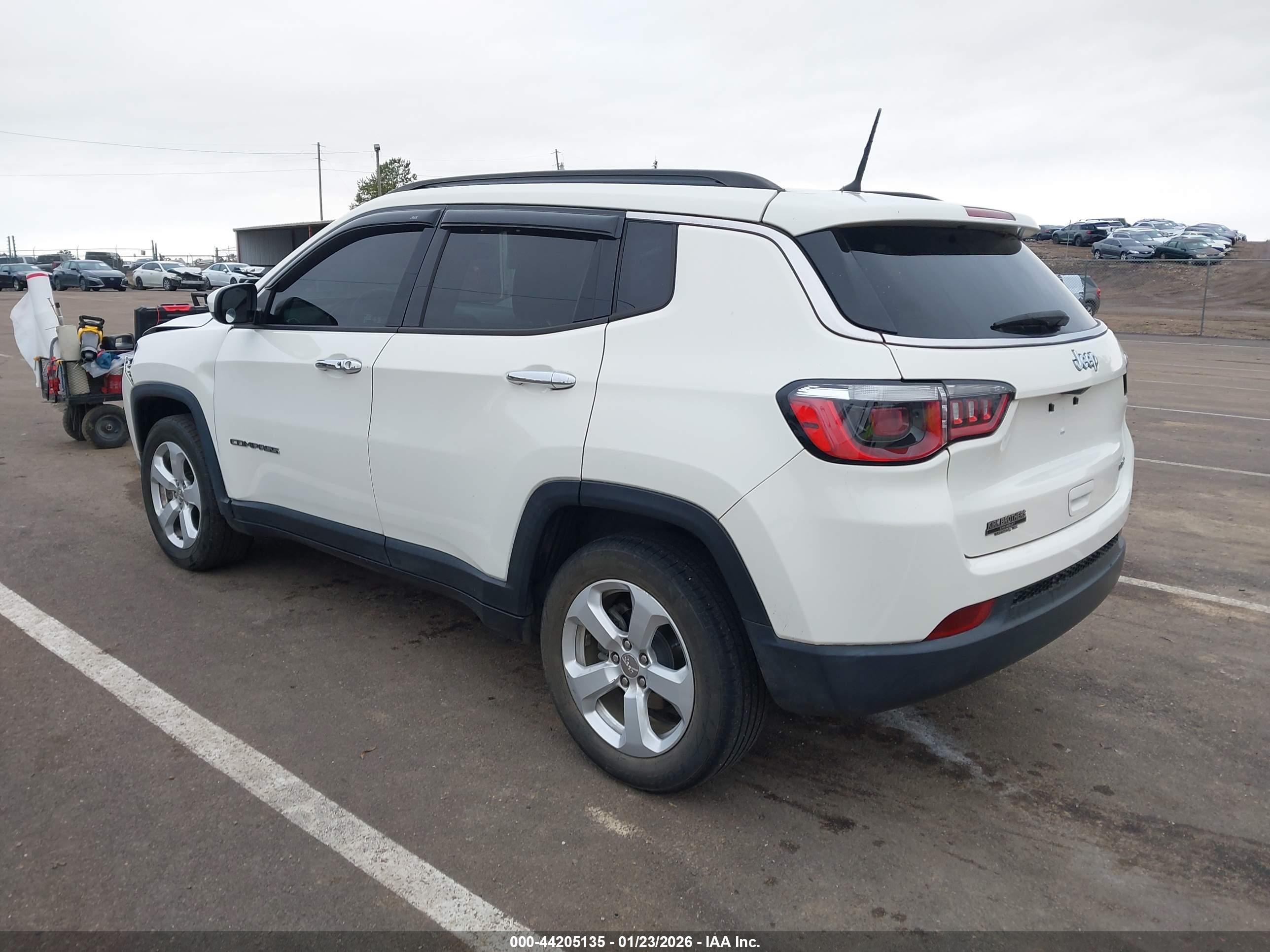 JEEP COMPASS image 3