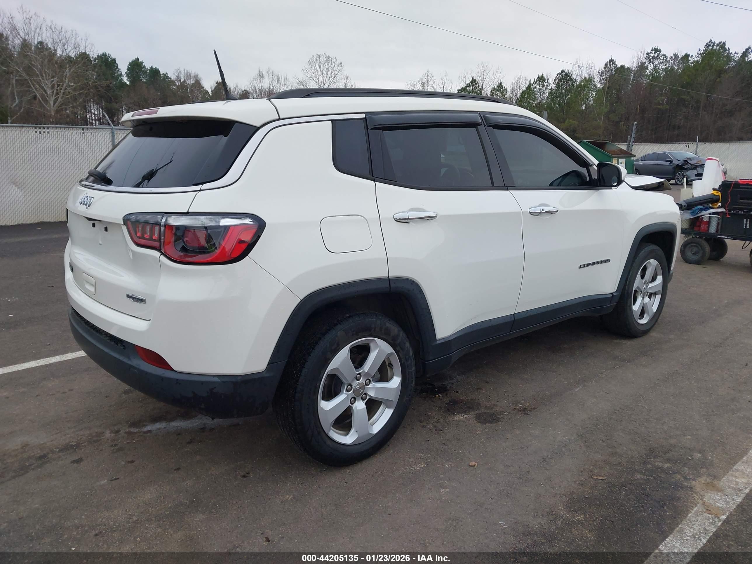 JEEP COMPASS image 4