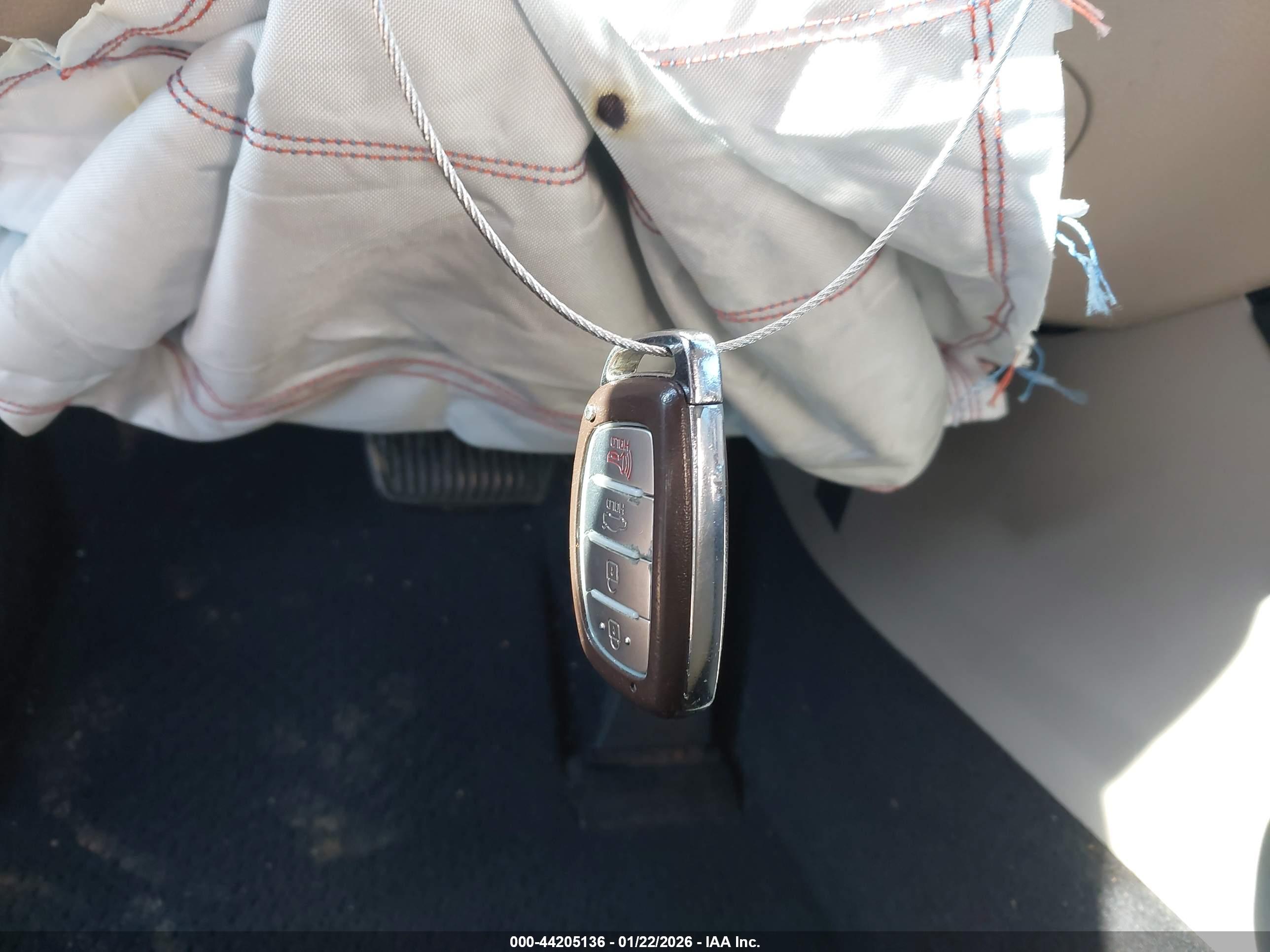 HYUNDAI SONATA image 11
