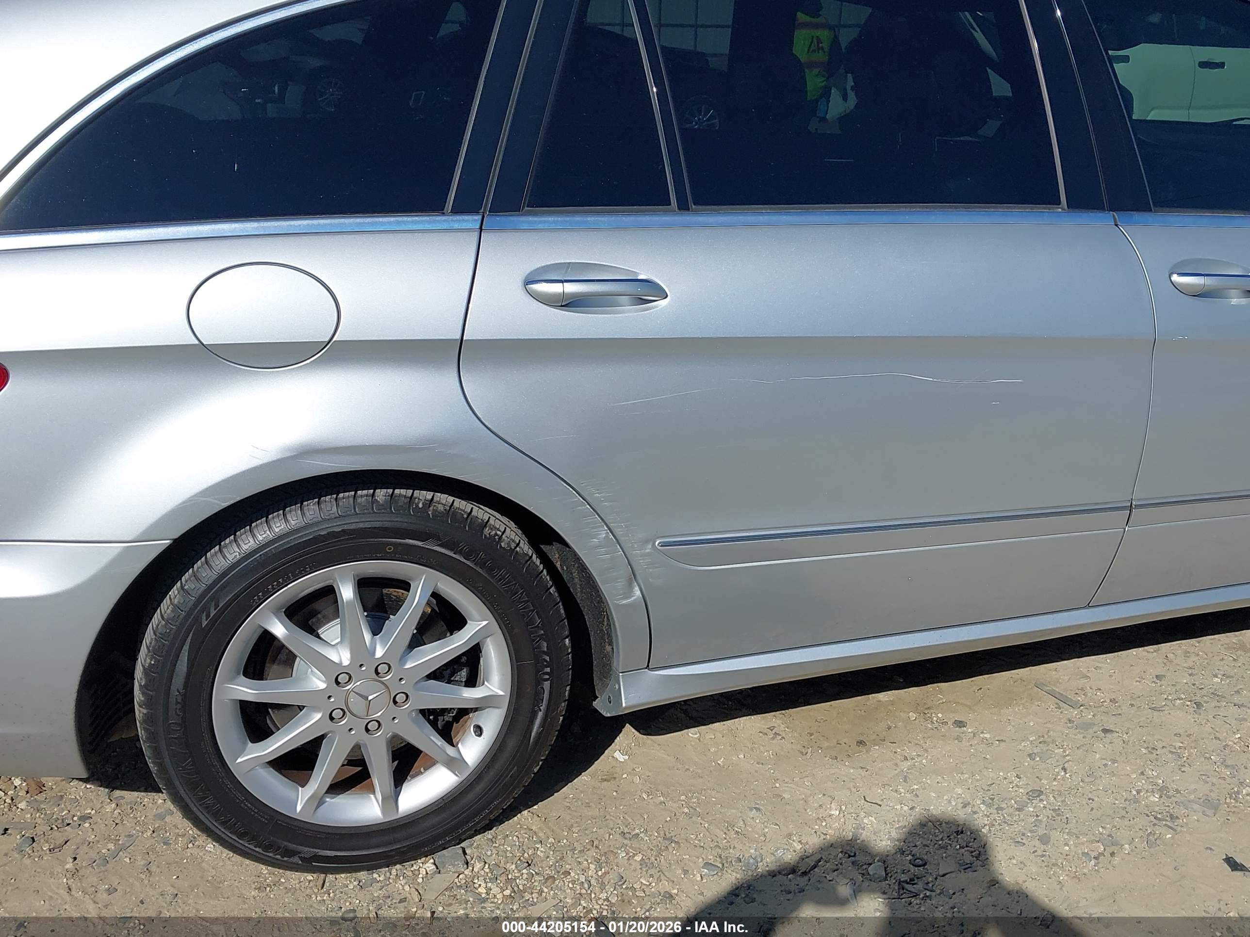 MERCEDES-BENZ R image 6