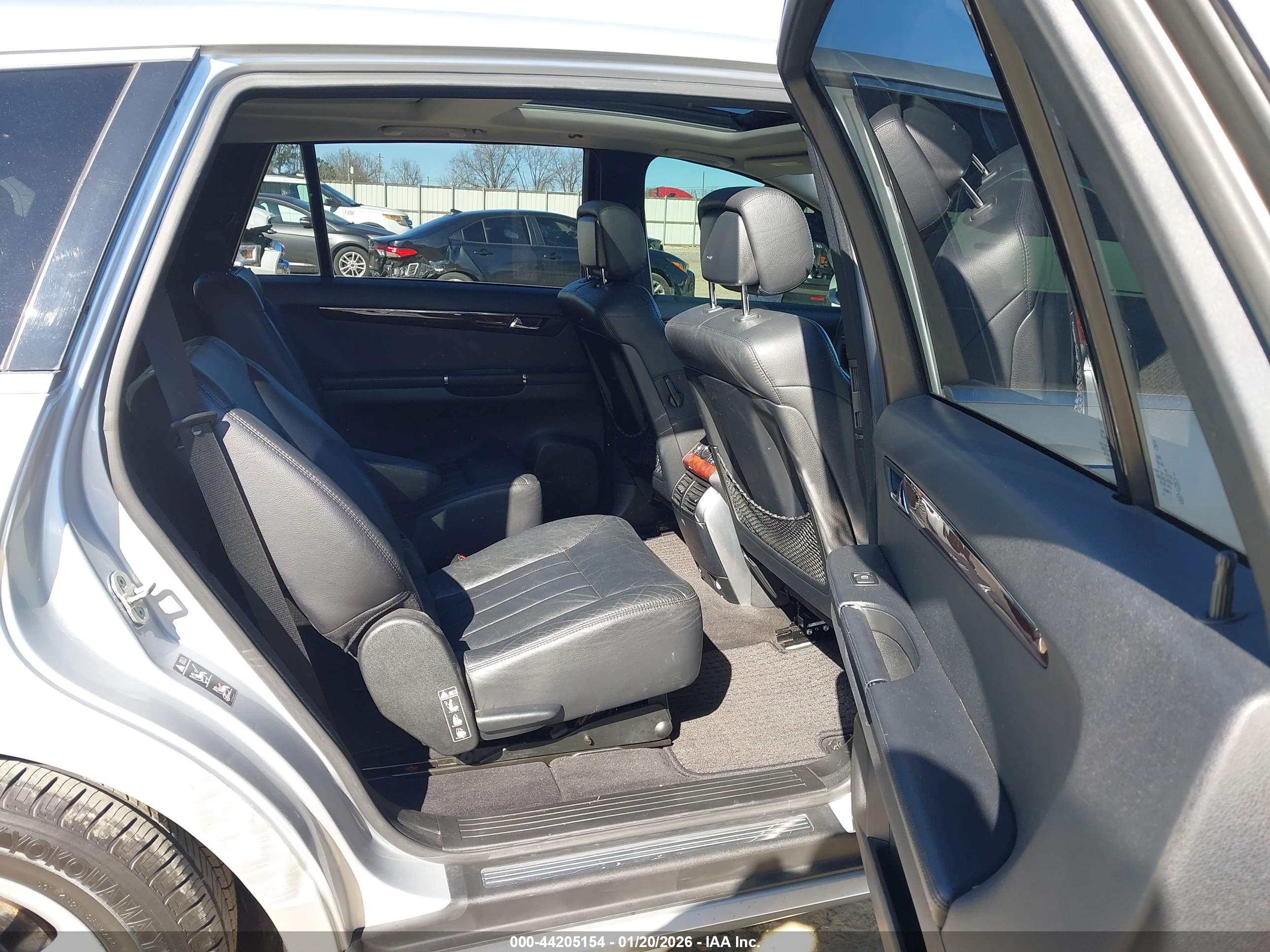 MERCEDES-BENZ R image 8