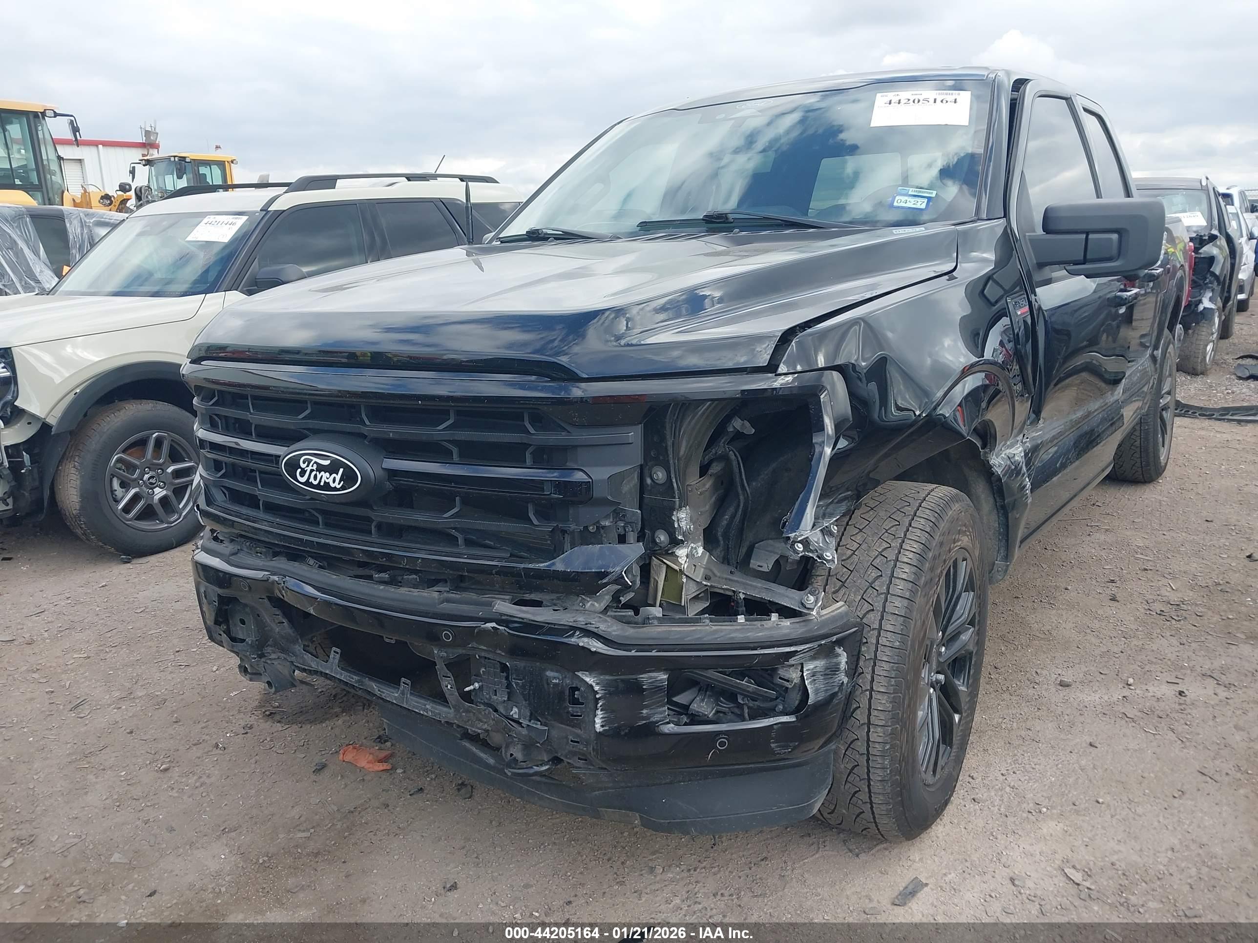 FORD F-150 image 2
