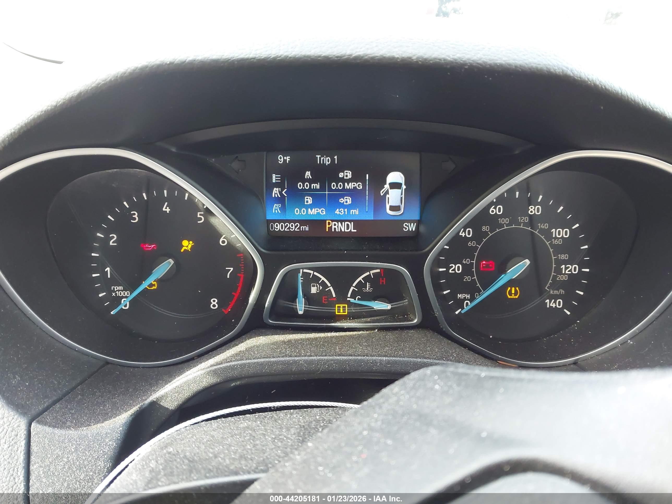 FORD FOCUS image 7