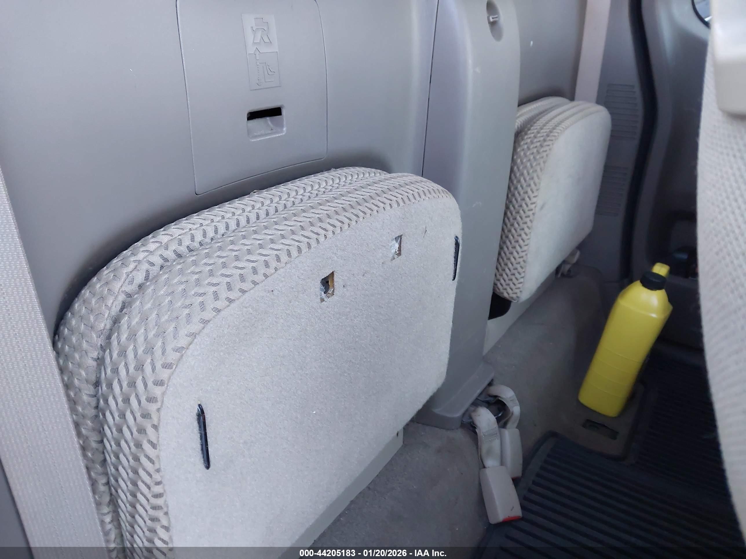 NISSAN FRONTIER image 8