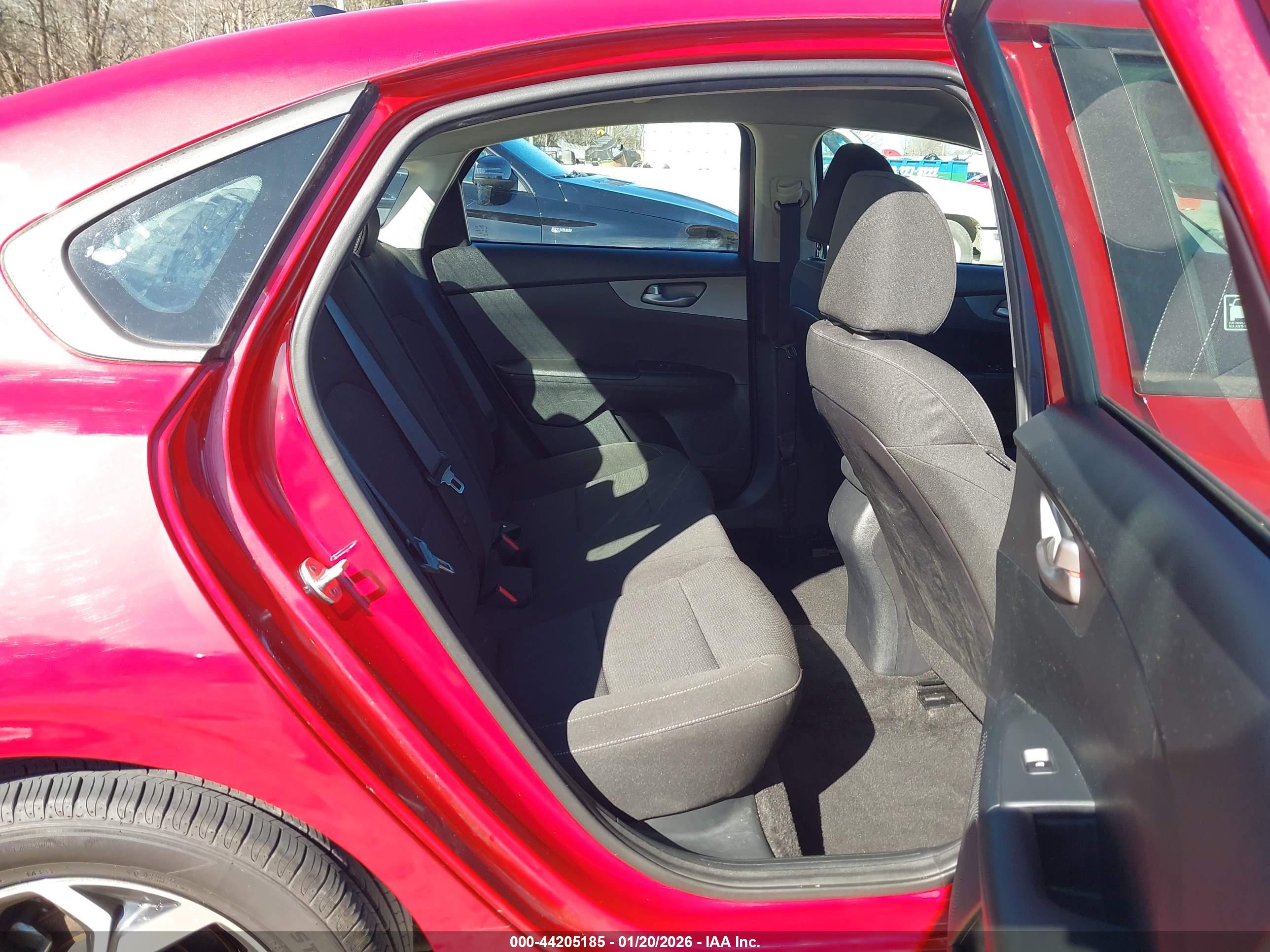 KIA FORTE image 8
