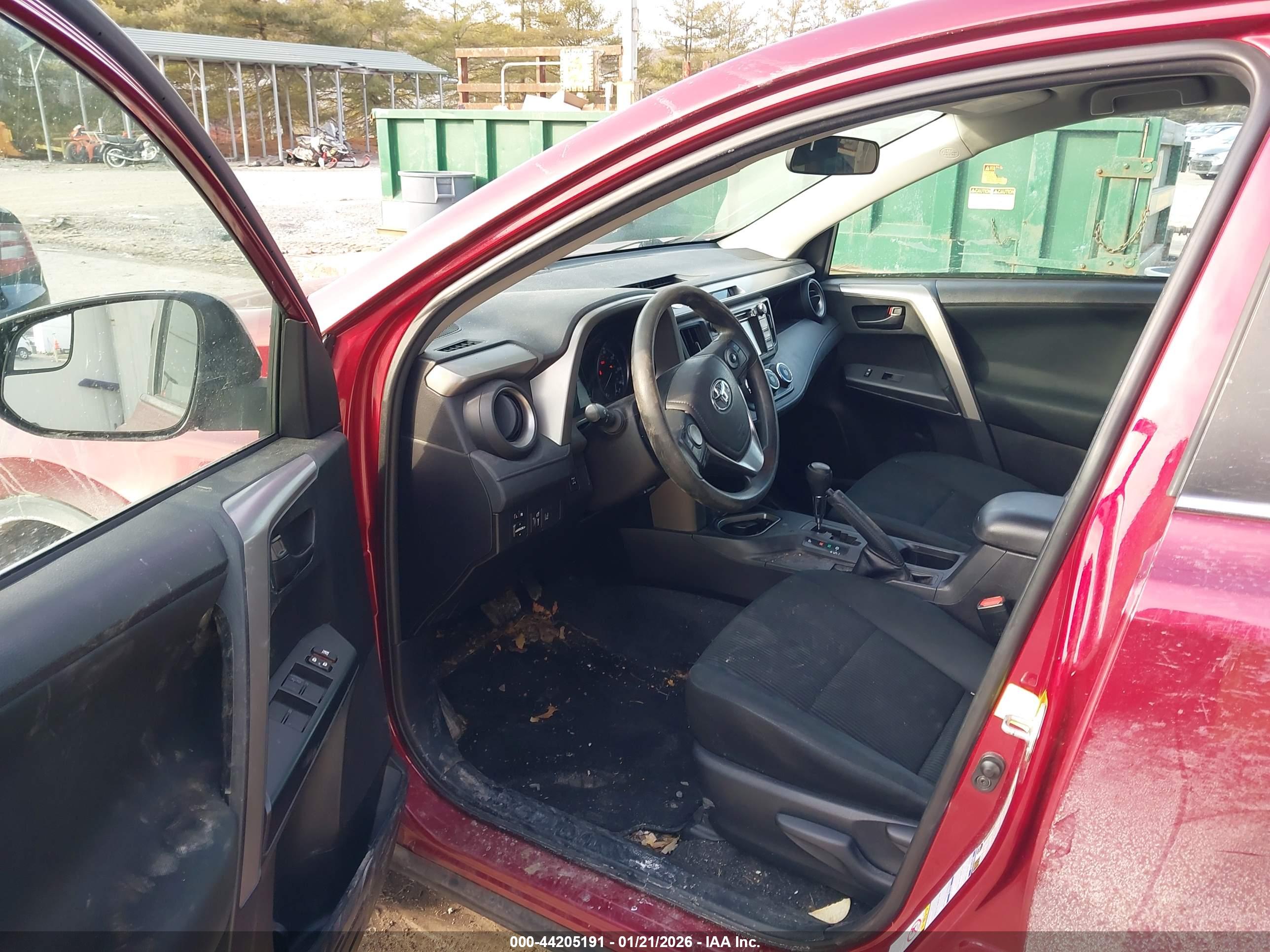 TOYOTA RAV4 image 5