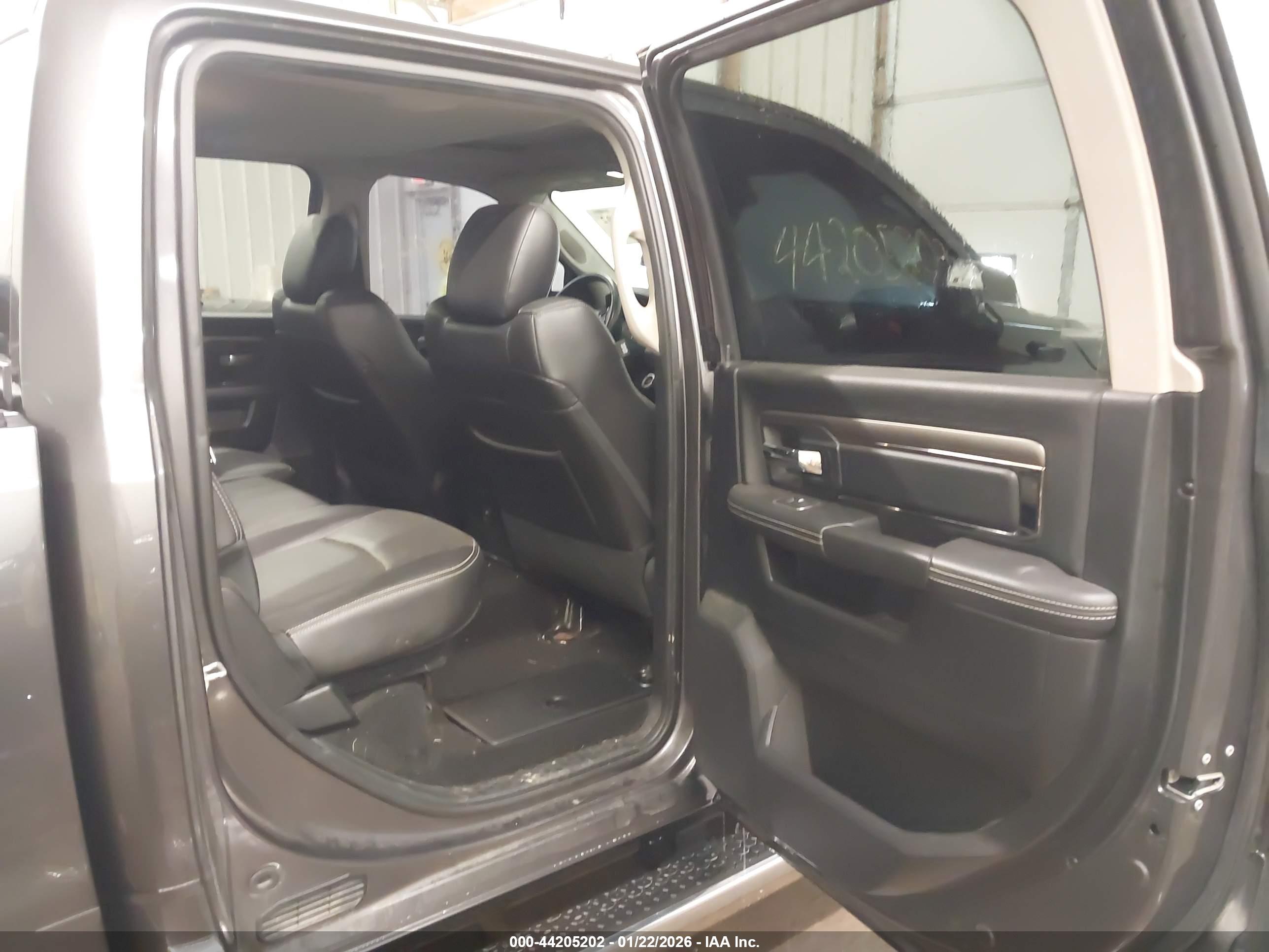 RAM 1500 image 8