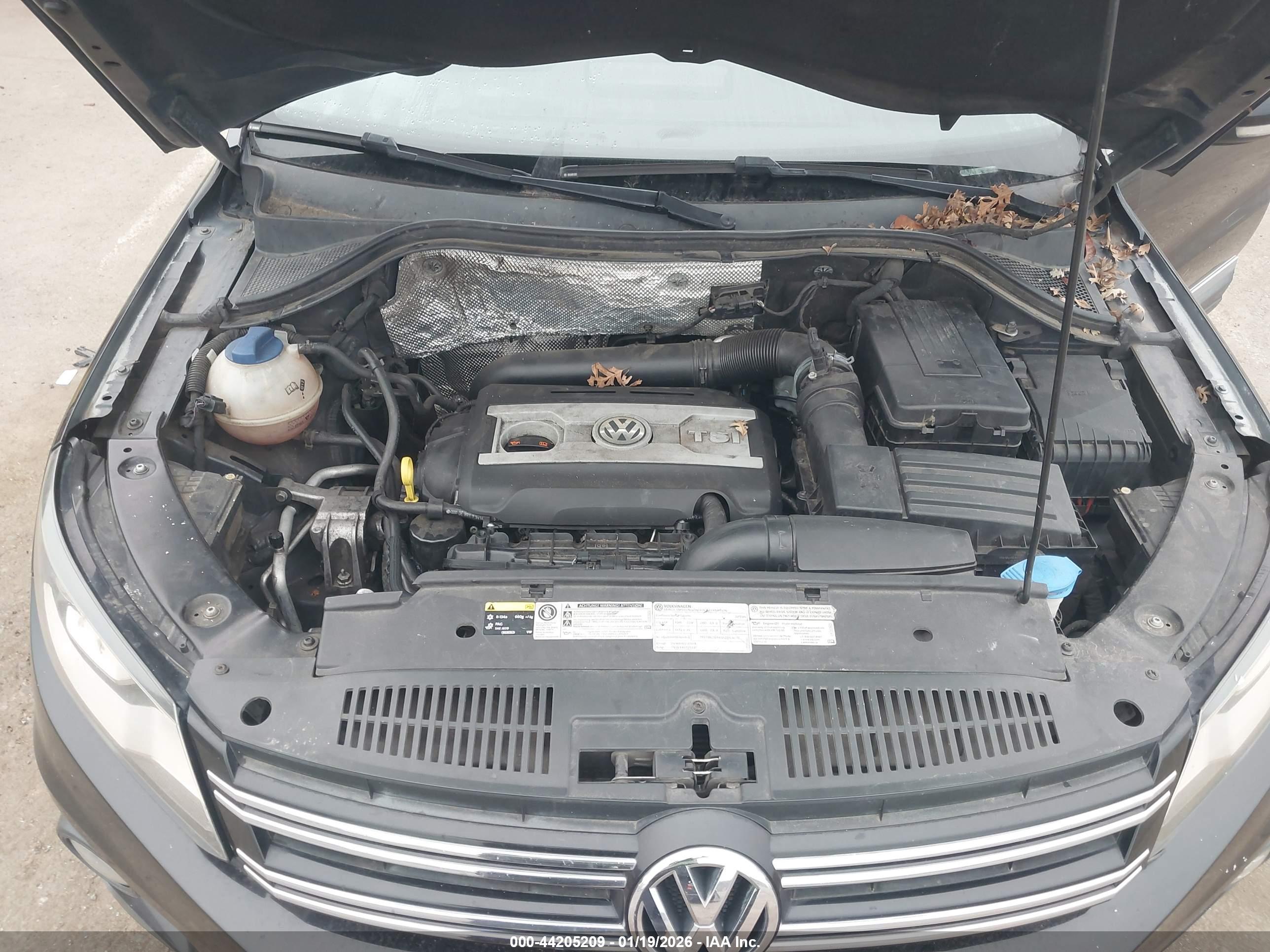 VOLKSWAGEN TIGUAN image 10