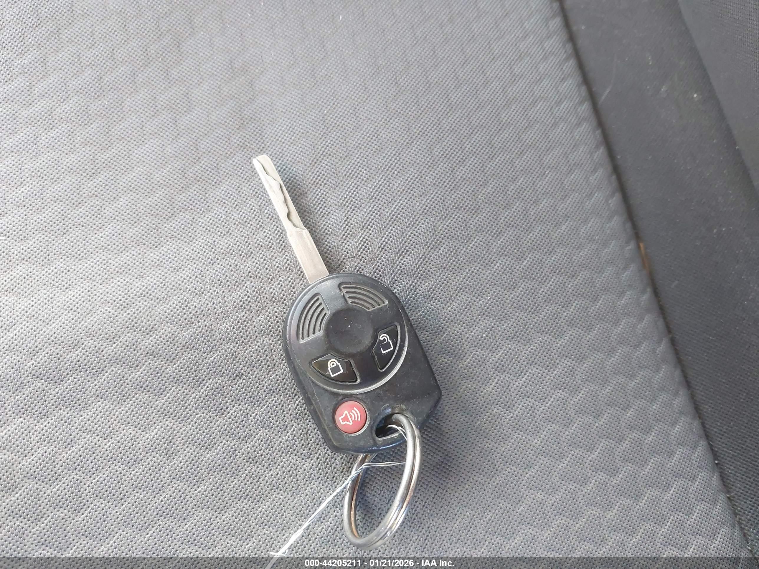 FORD ESCAPE image 11