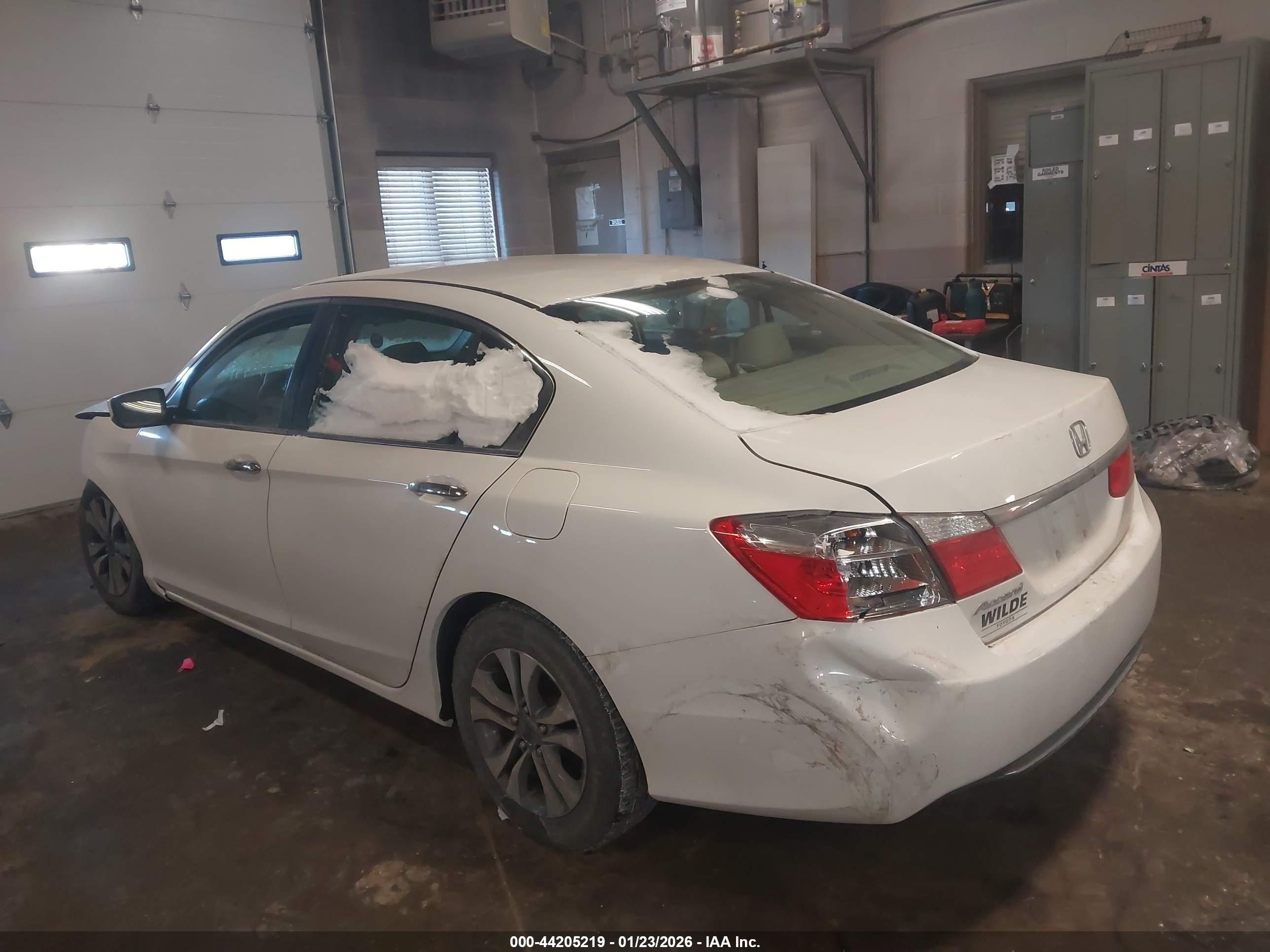 HONDA ACCORD image 3