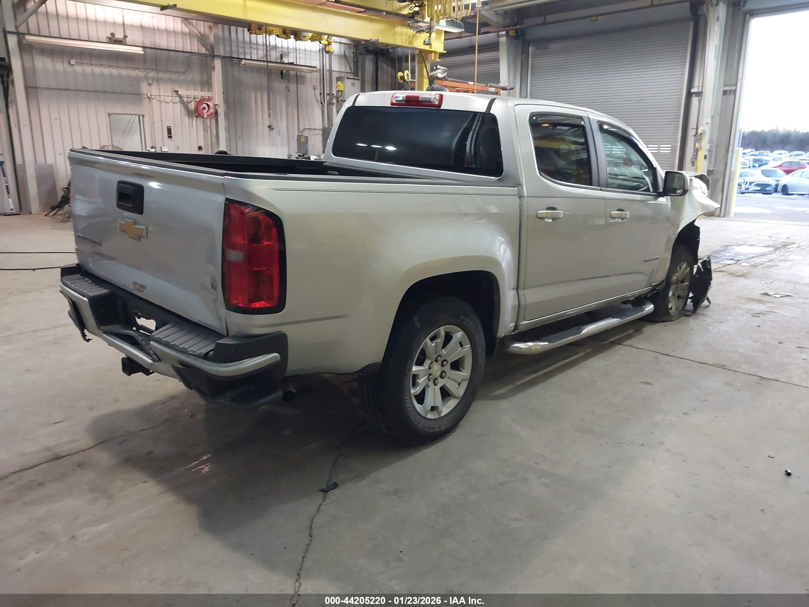 CHEVROLET COLORADO image 4