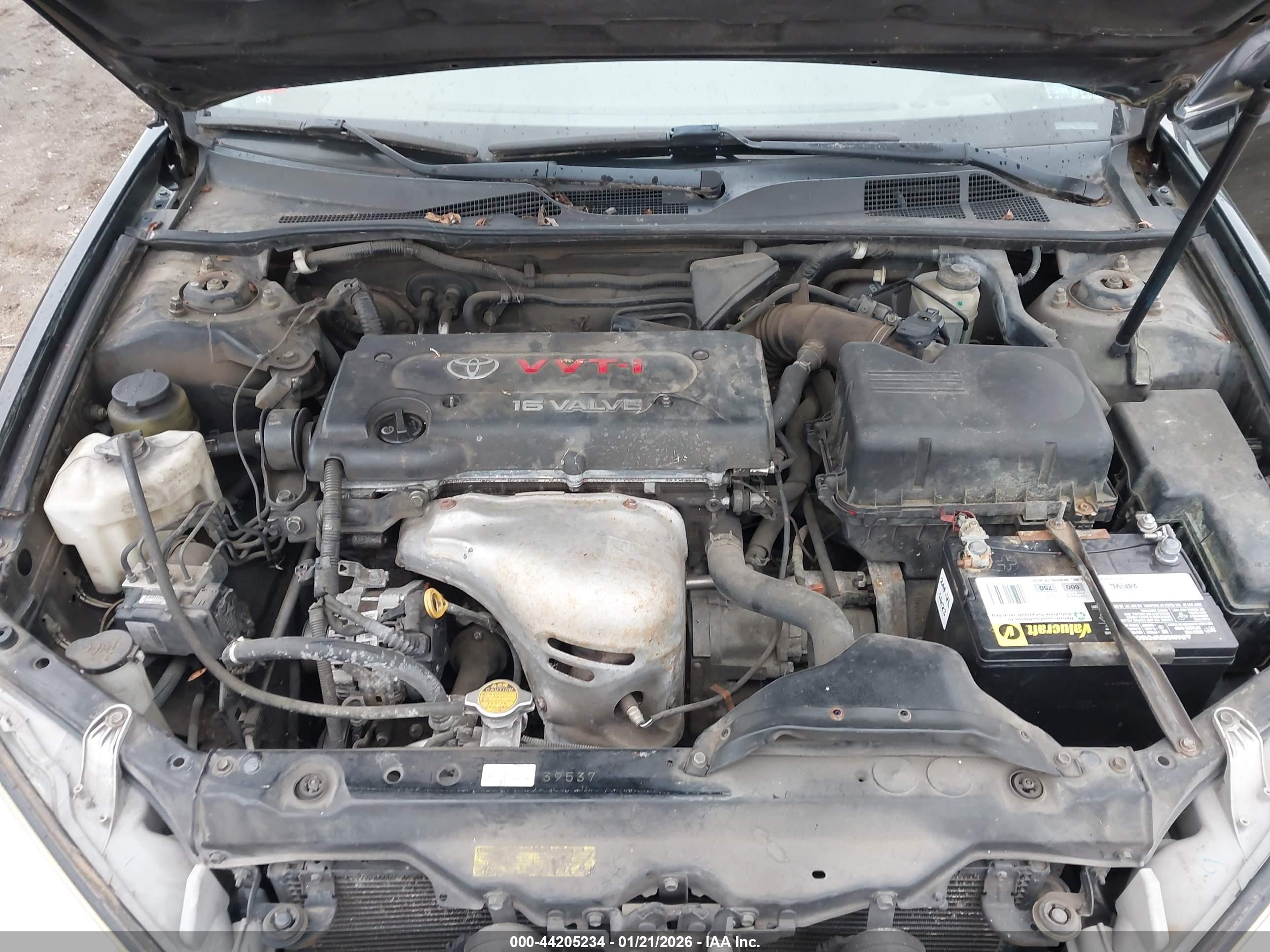 TOYOTA CAMRY image 10