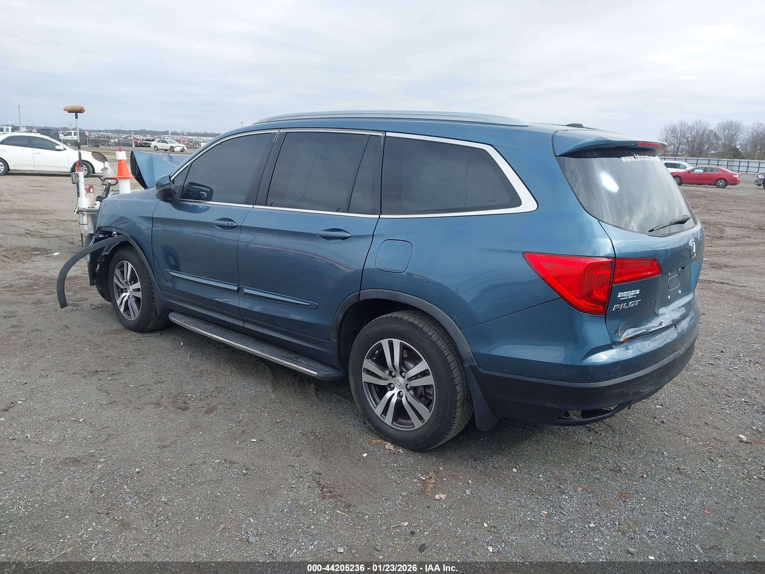 HONDA PILOT image 3