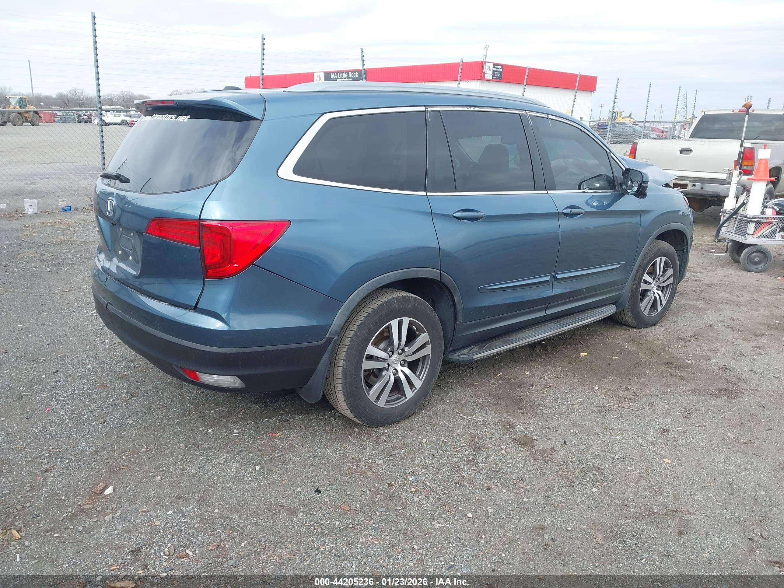 HONDA PILOT image 4