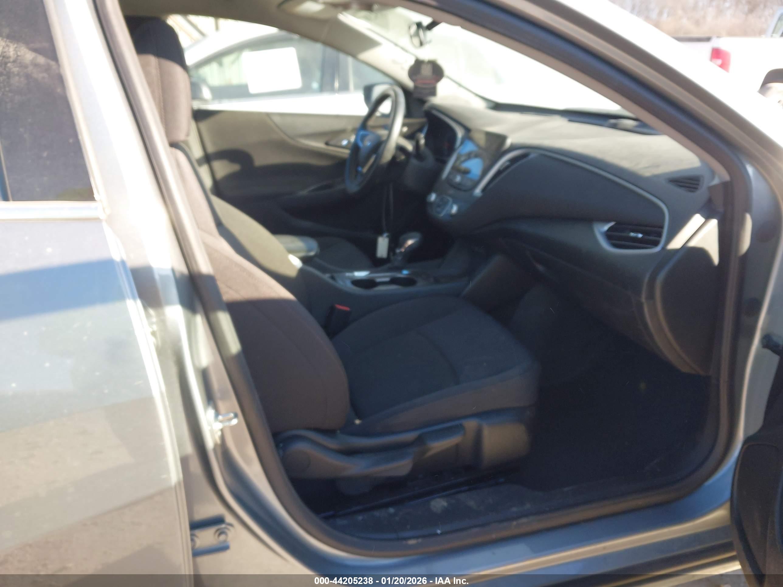 CHEVROLET MALIBU image 5