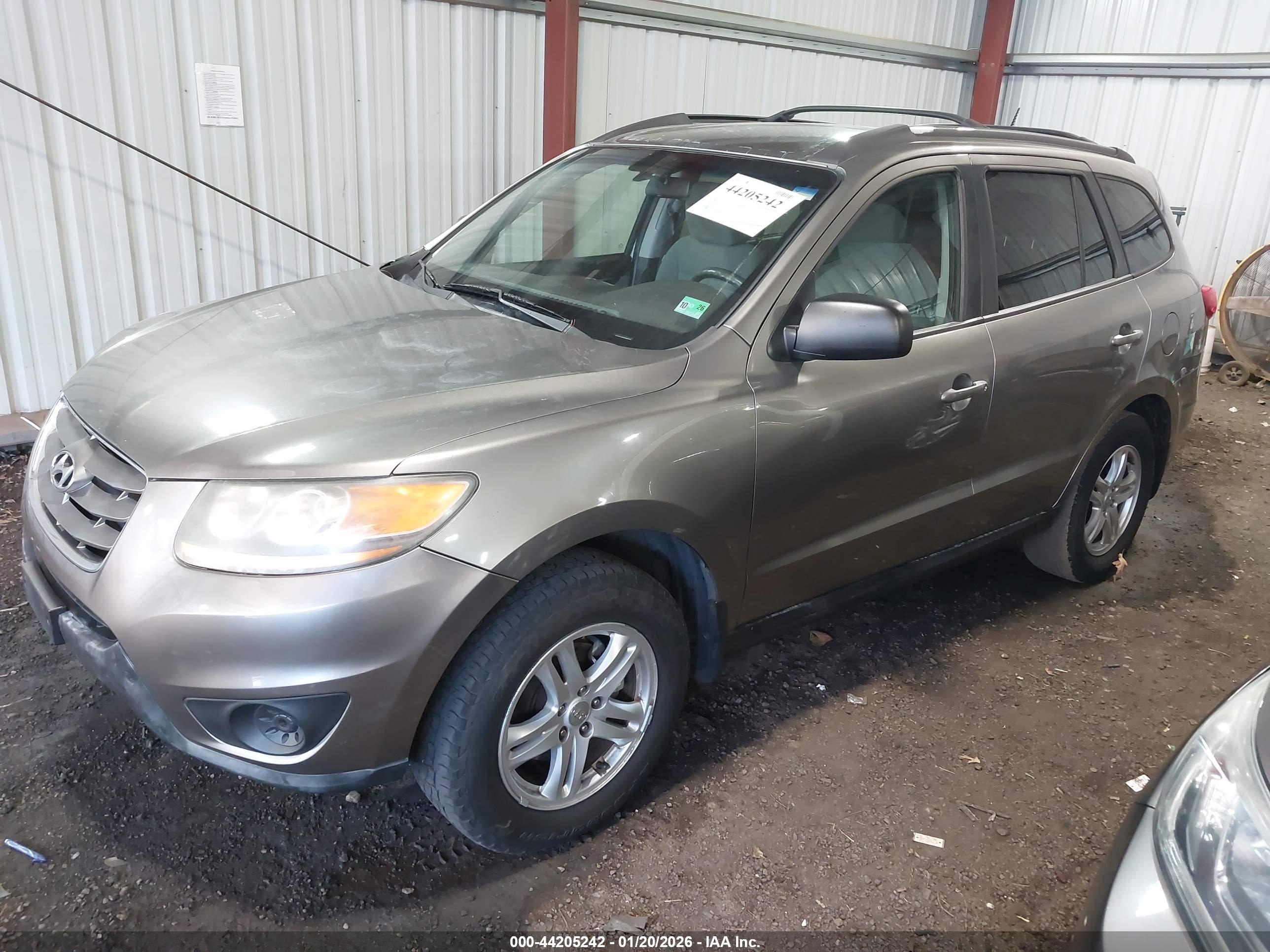 HYUNDAI SANTA image 2