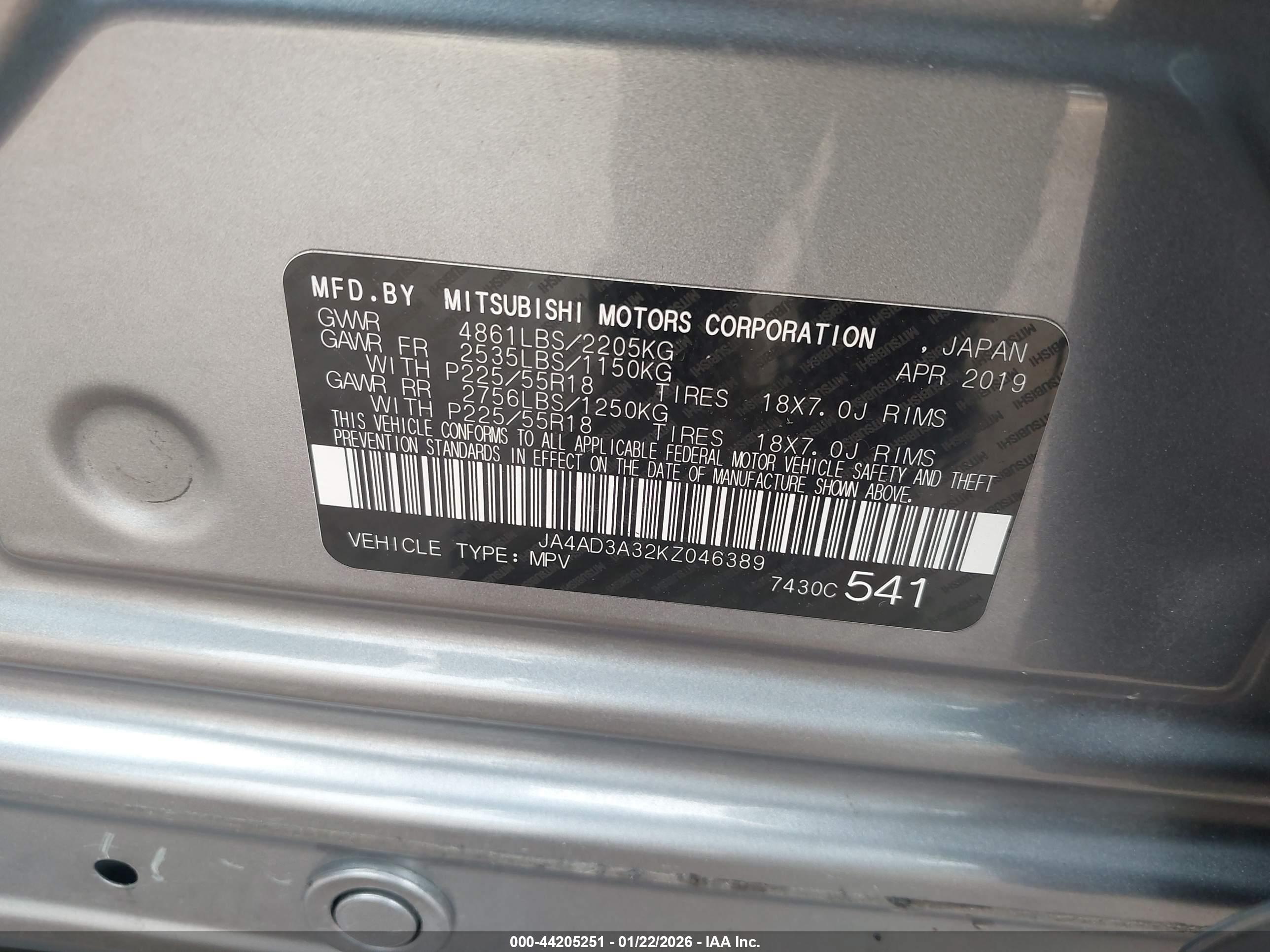 MITSUBISHI OUTLANDER image 9