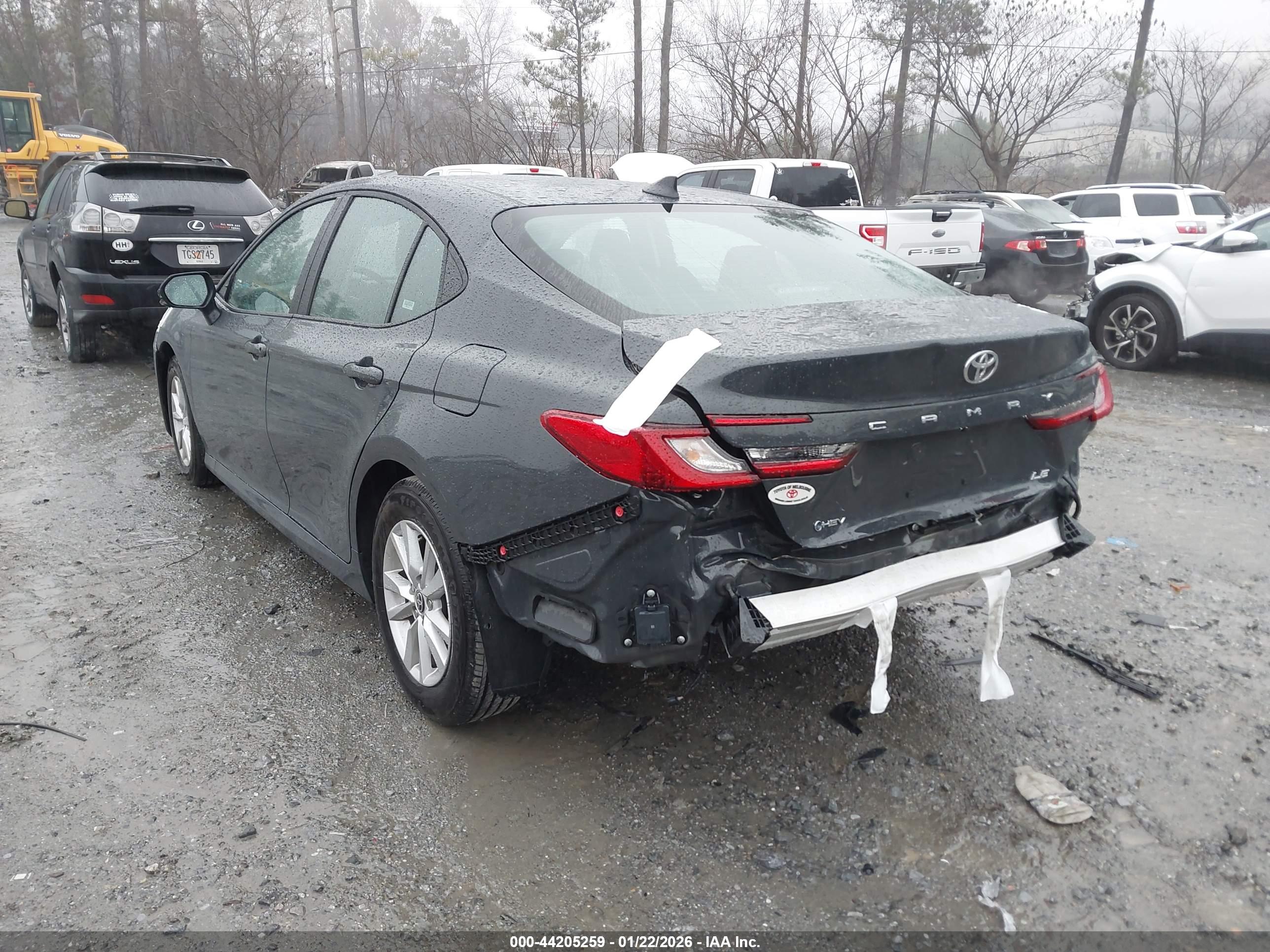 TOYOTA CAMRY image 3