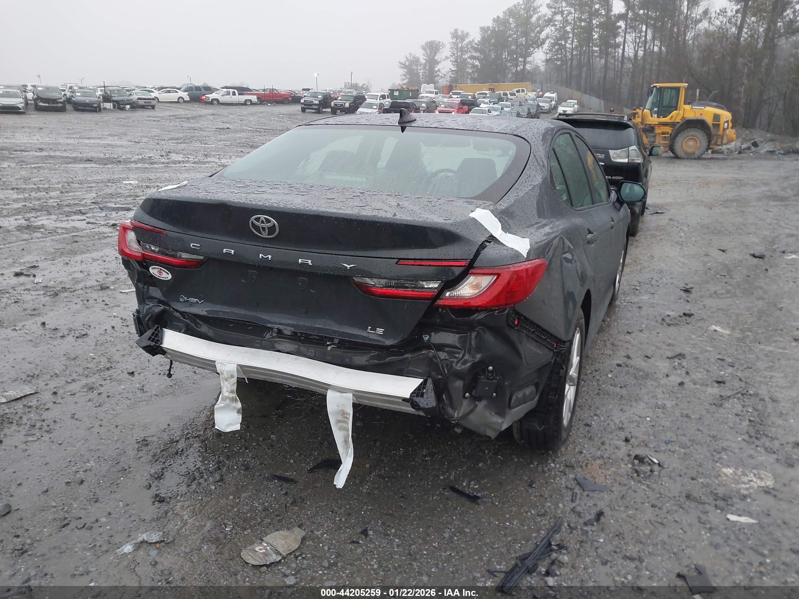 TOYOTA CAMRY image 4